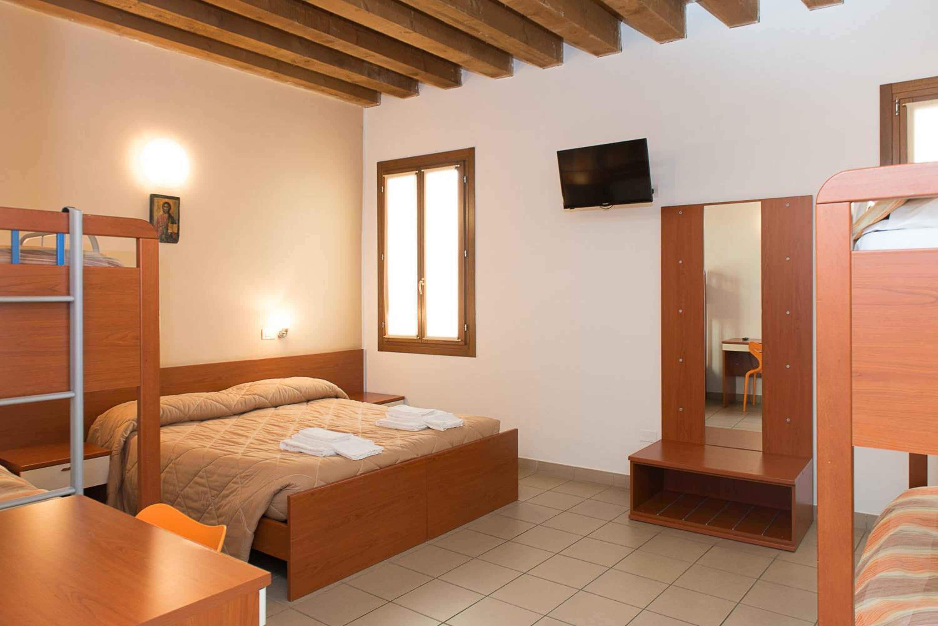 Quadruple Room photo 1