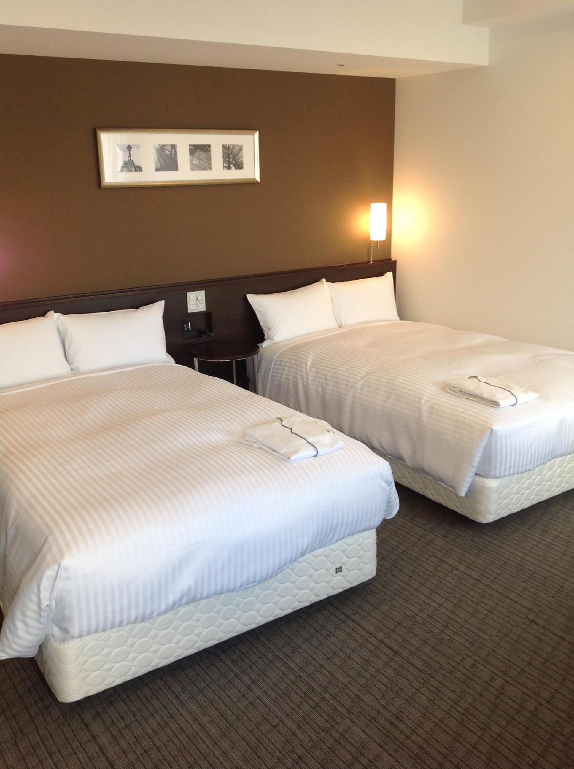 Premium + Sofa Twin Room - Non-Smoking photo 2