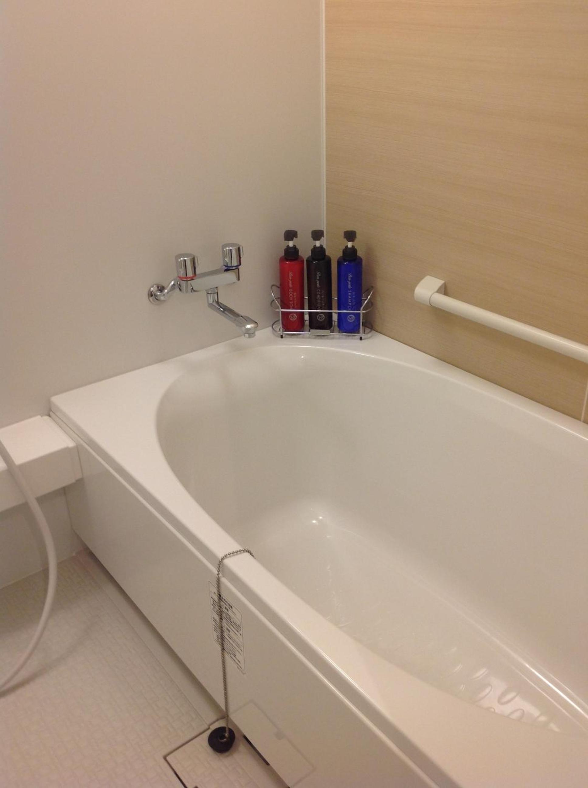 Premium + Sofa Twin Room - Smoking photo 2