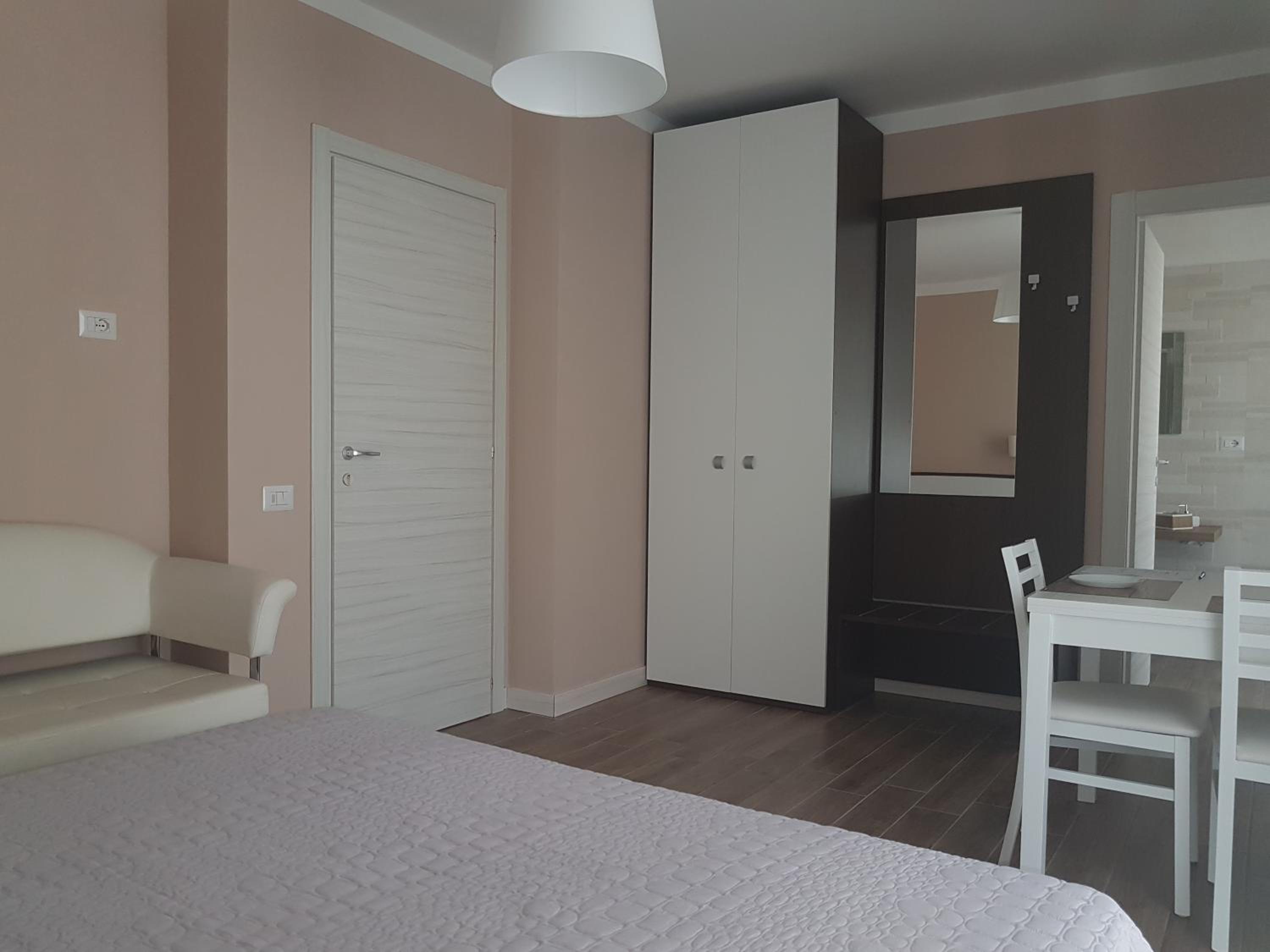 Triple Room with Terrace photo 1
