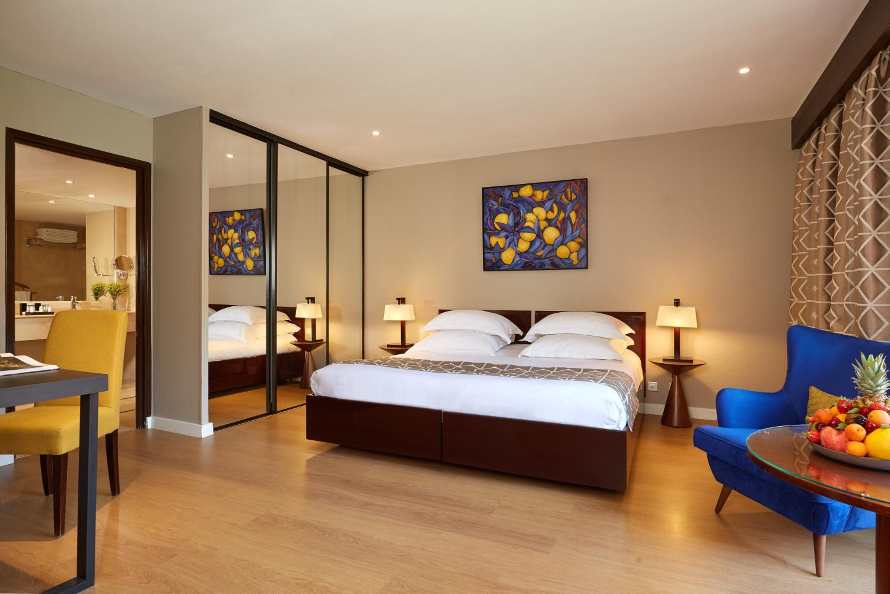 Prestige Suite - Photo 5