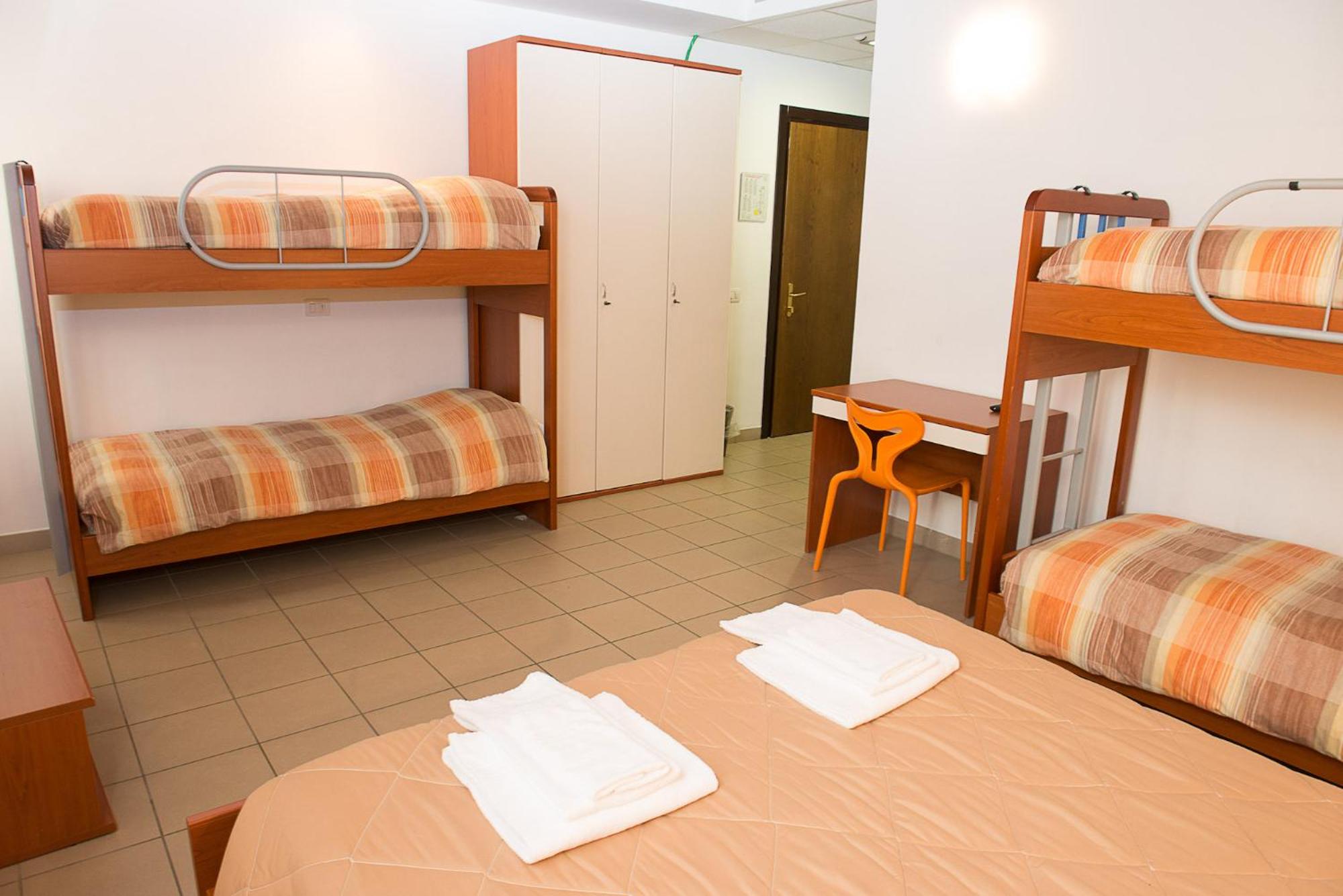 Quadruple Room photo 3