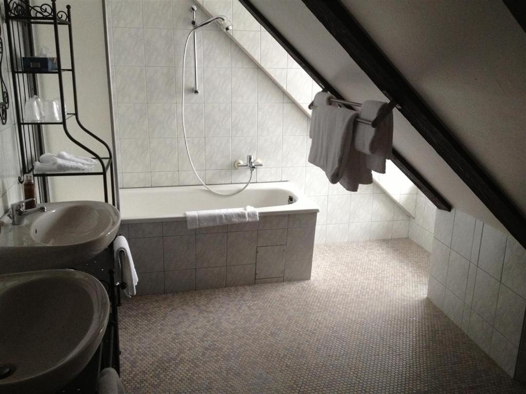 Apartment photo 3