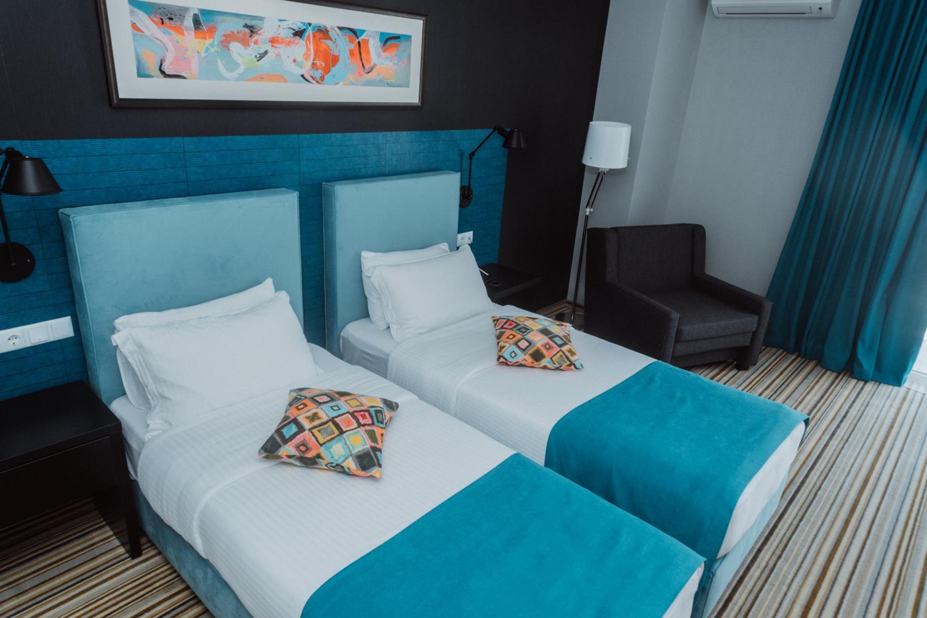 Deluxe Triple Room - Photo 16