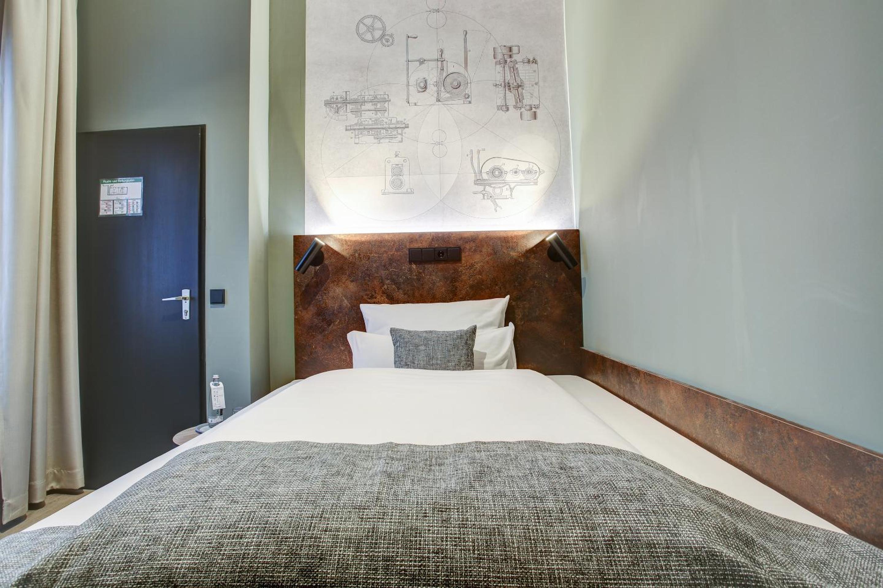 Single Room photo 1