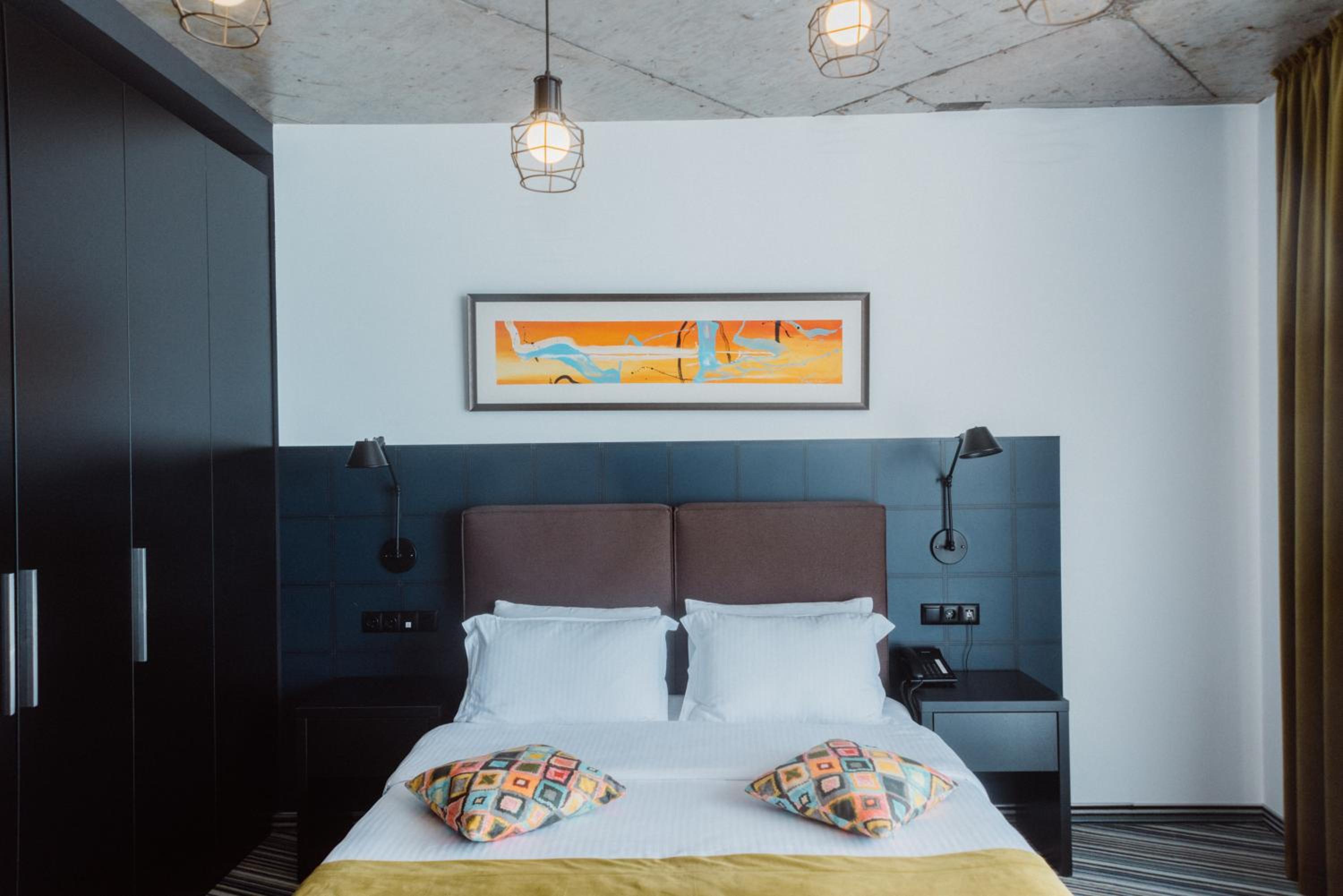 Standard Double or Twin Room with Sea View - Photo 33