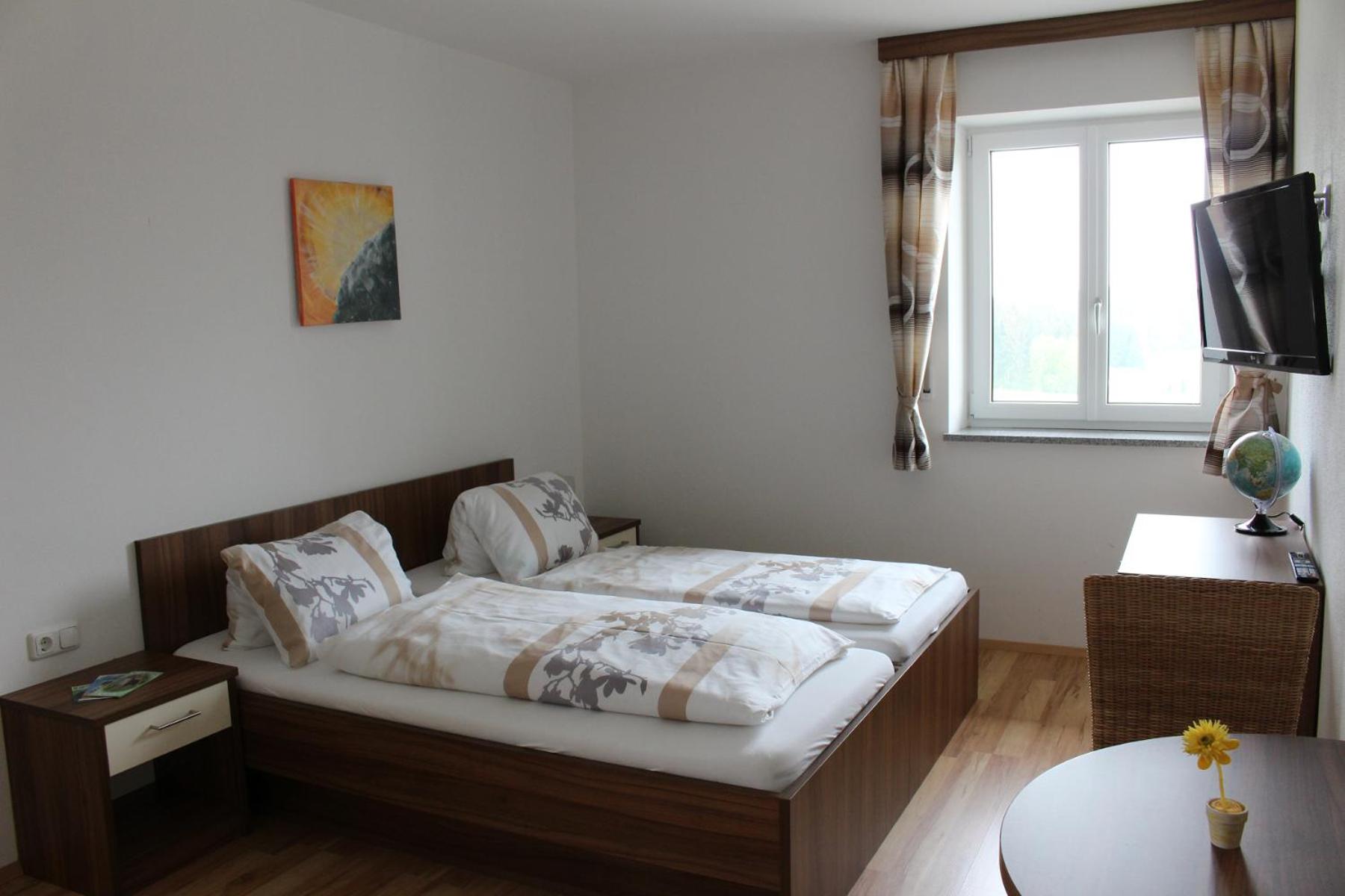 Double Room - Photo 3