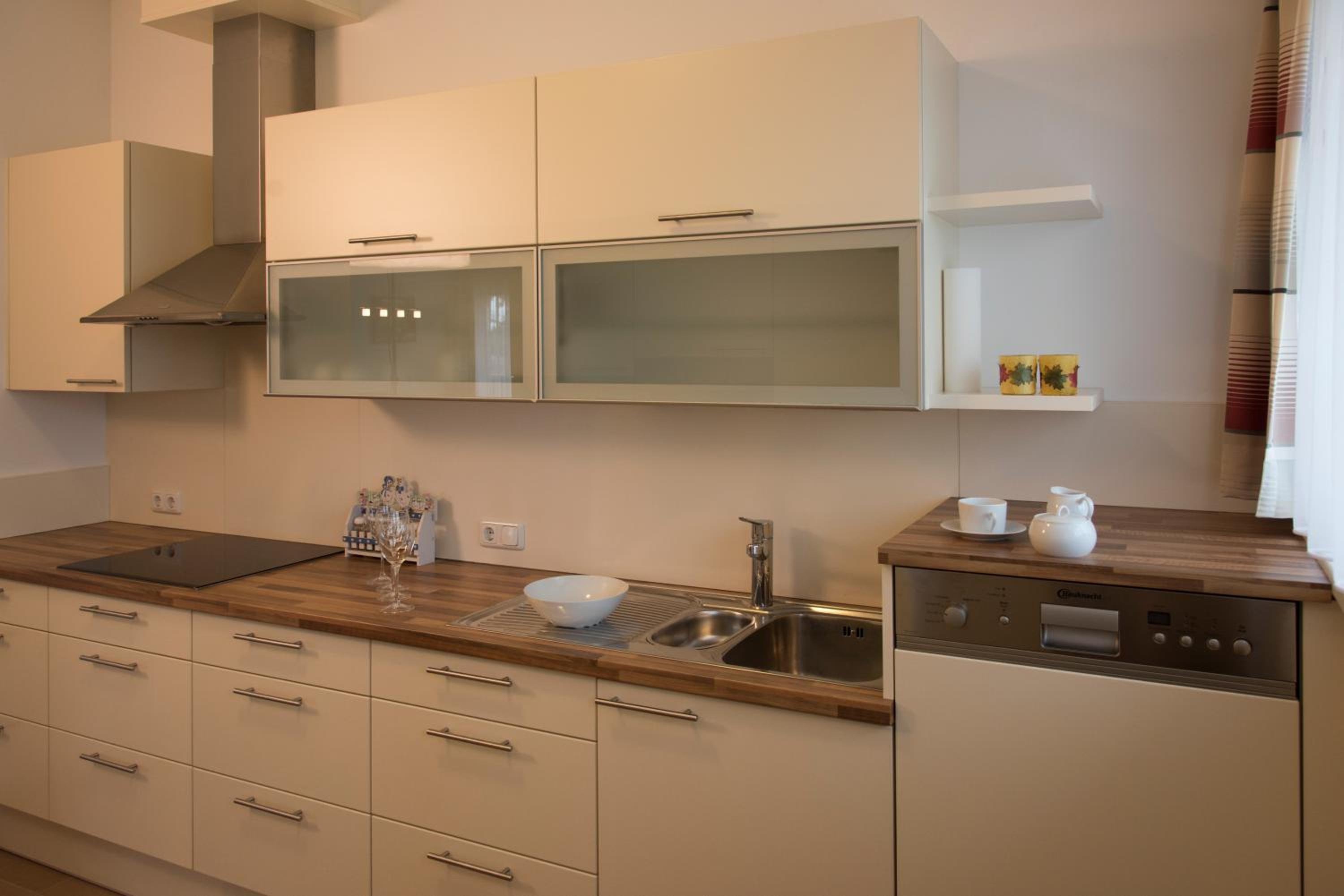 Apartment - Photo 3