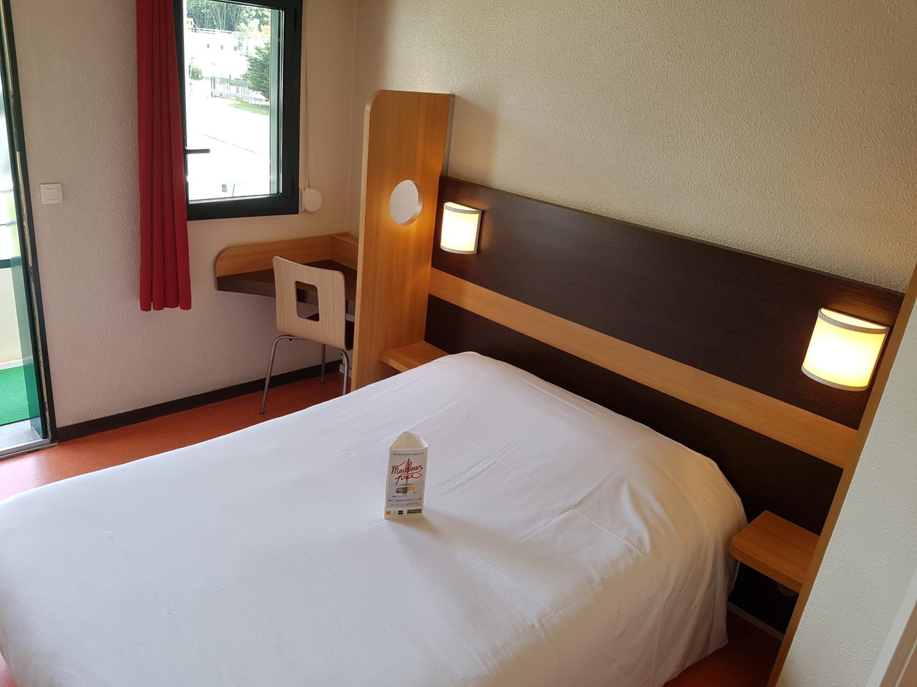 Double Room - Photo 8
