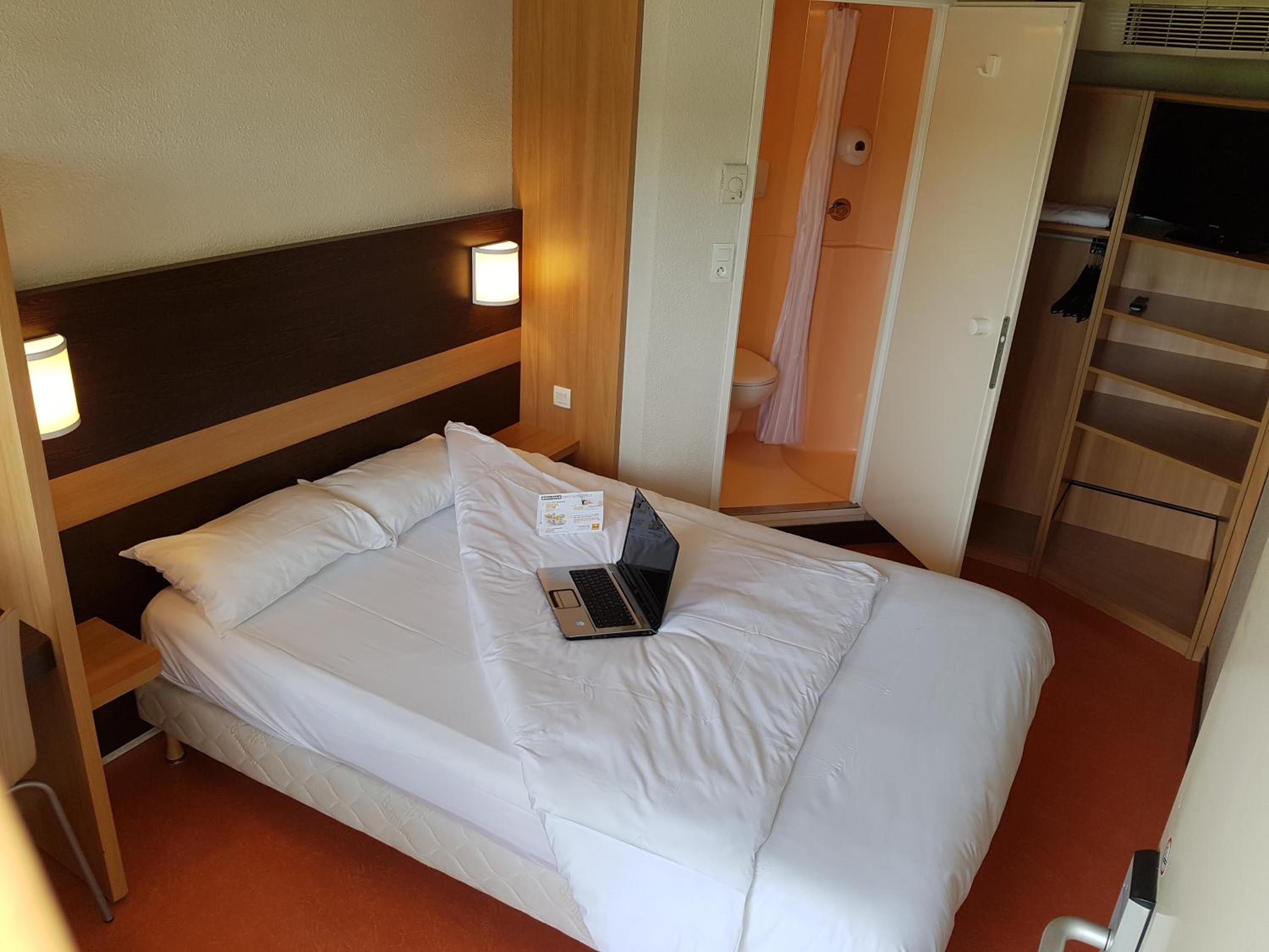 Double Room - Photo 2