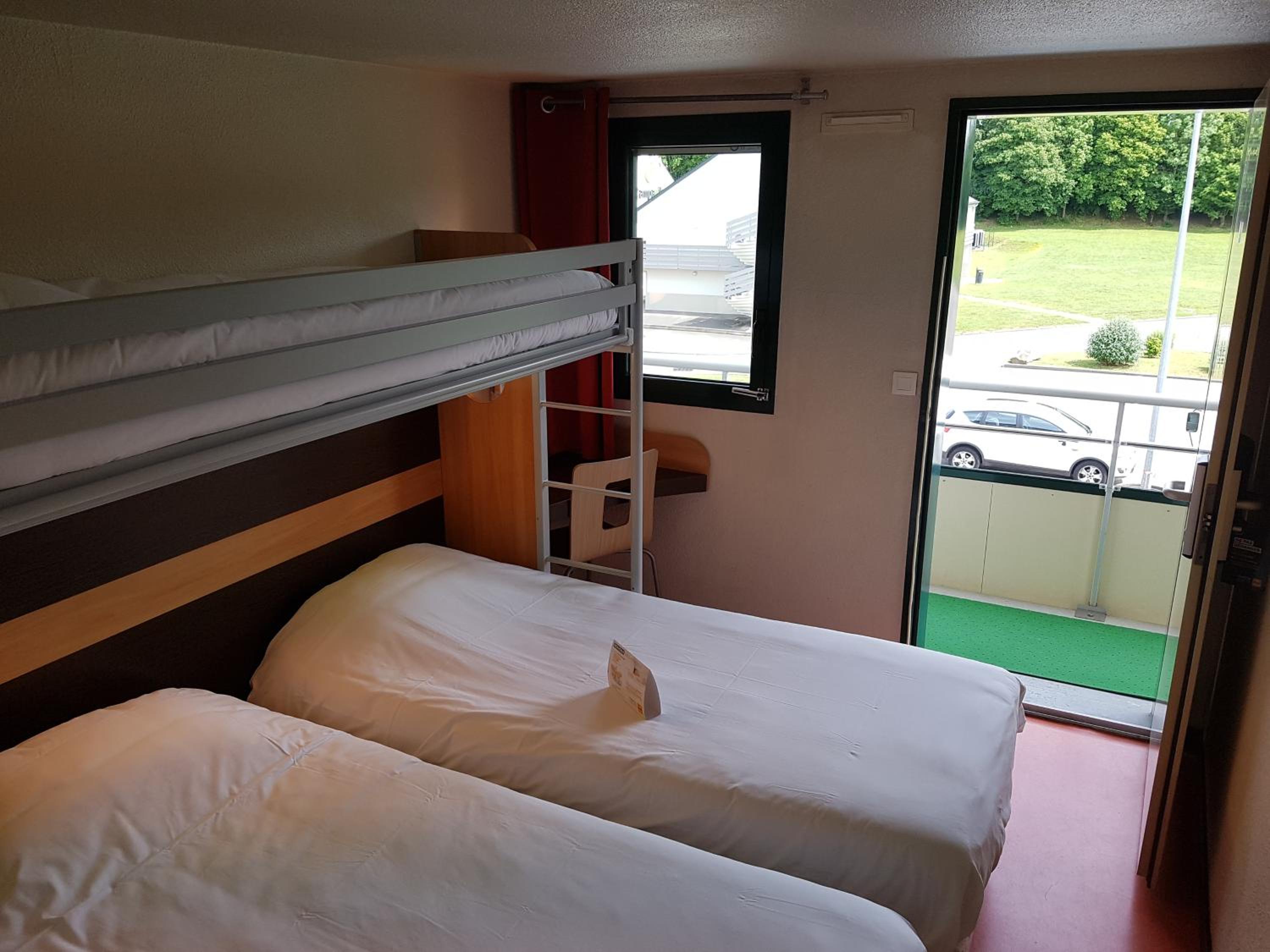 Triple Room - Photo 6