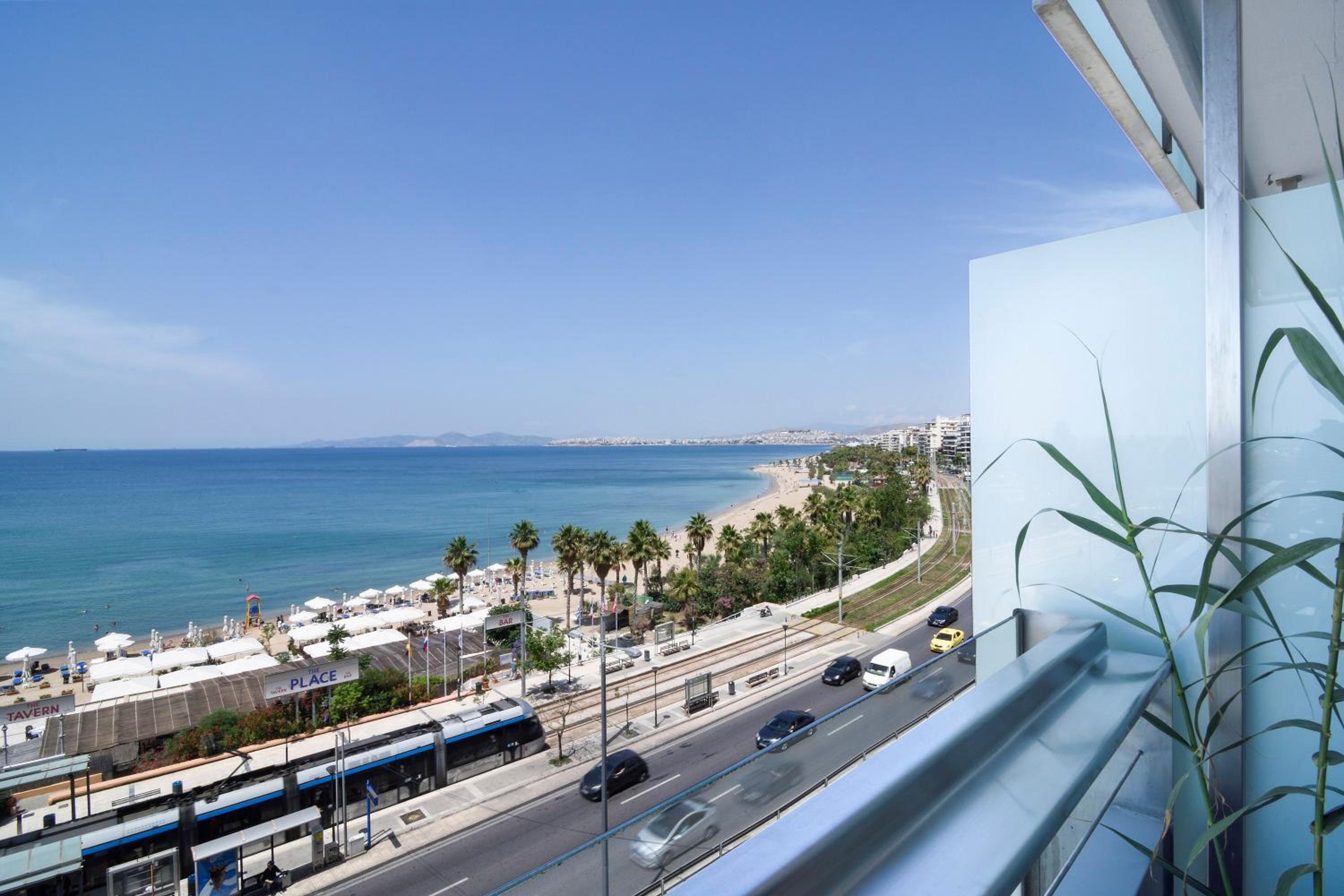 Family Room with Sea View photo 3