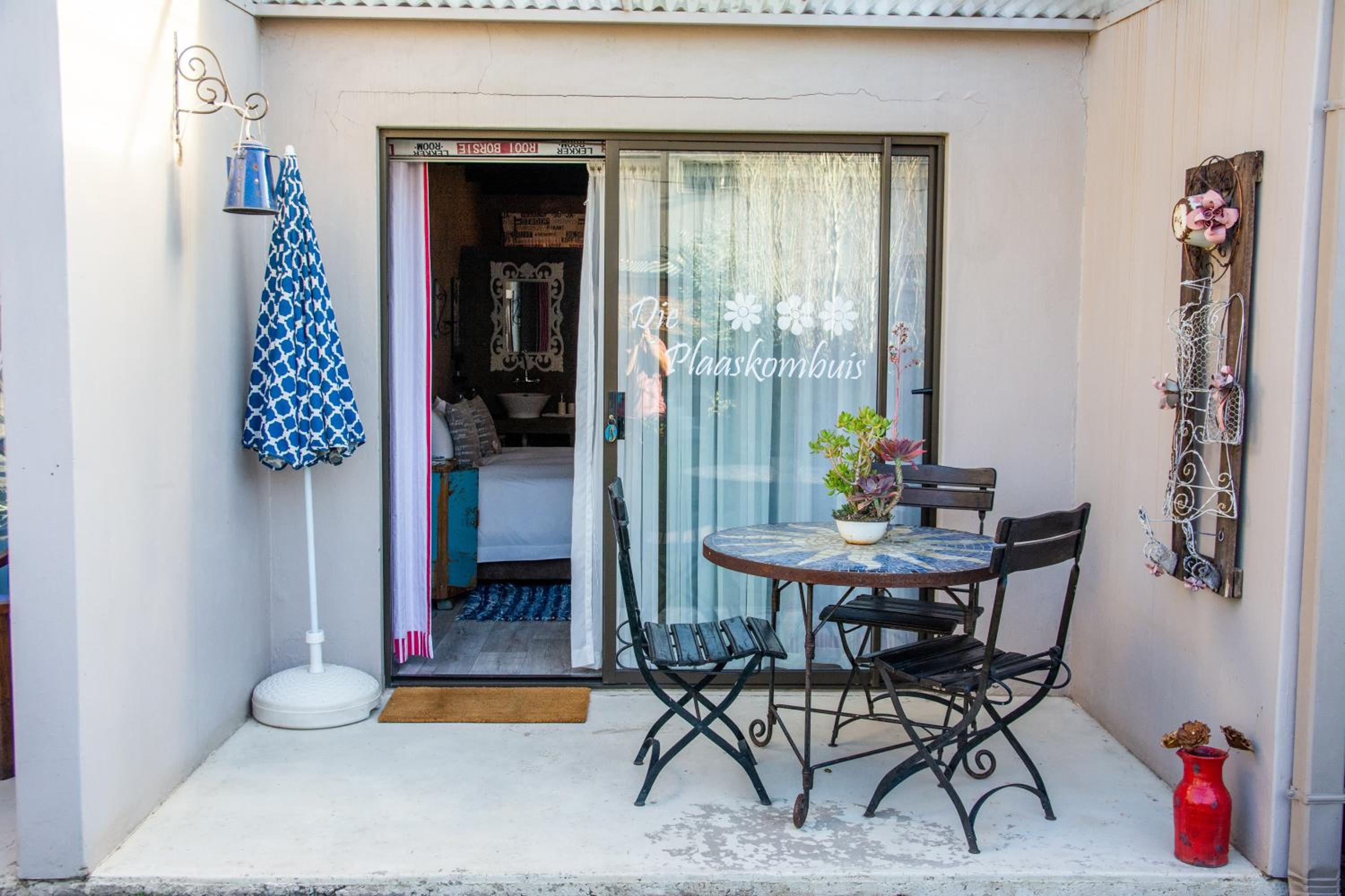 Standard Double Room - Photo 10