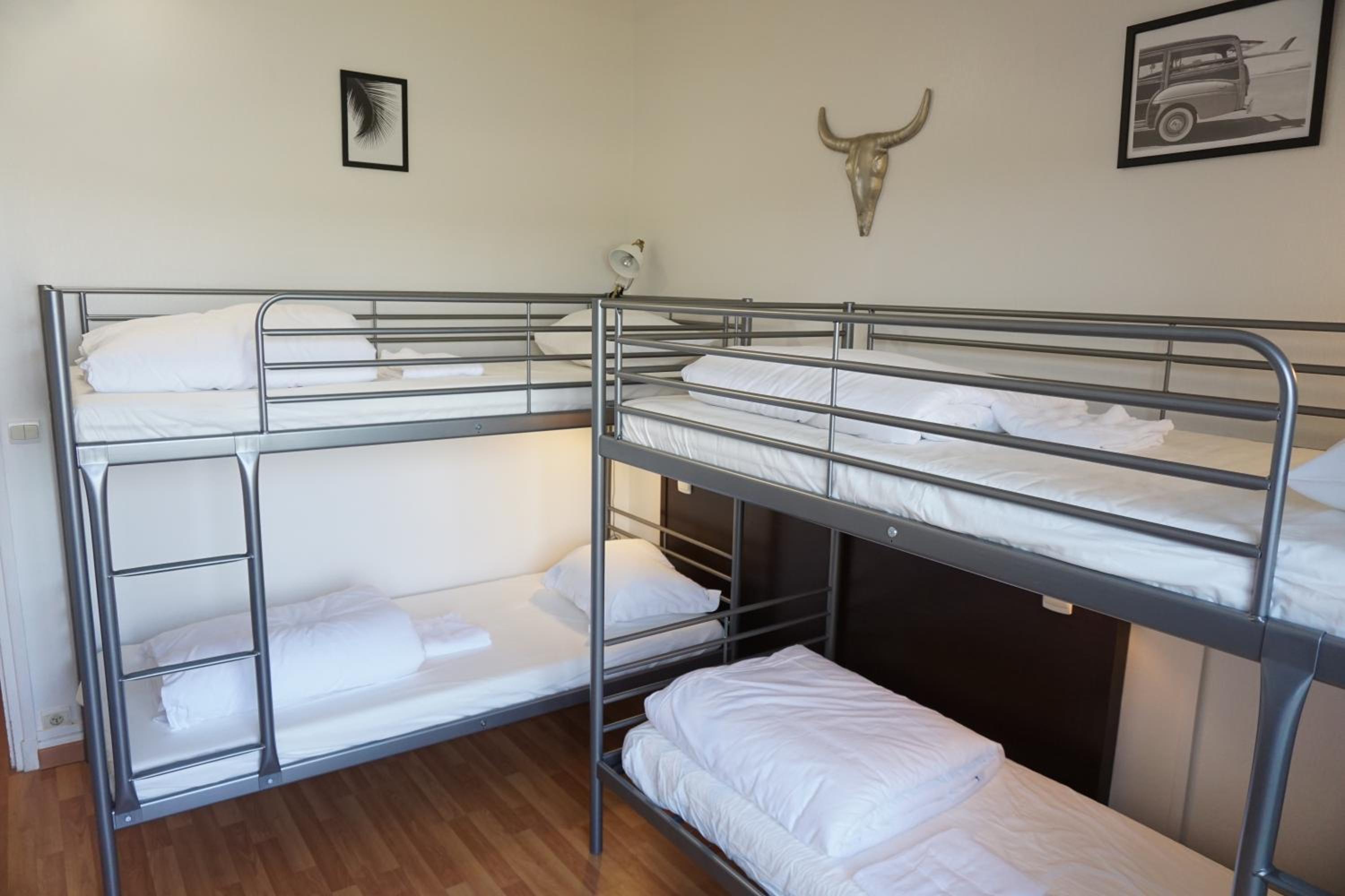 Bed in 4-Bed Mixed Dormitory Room photo 3