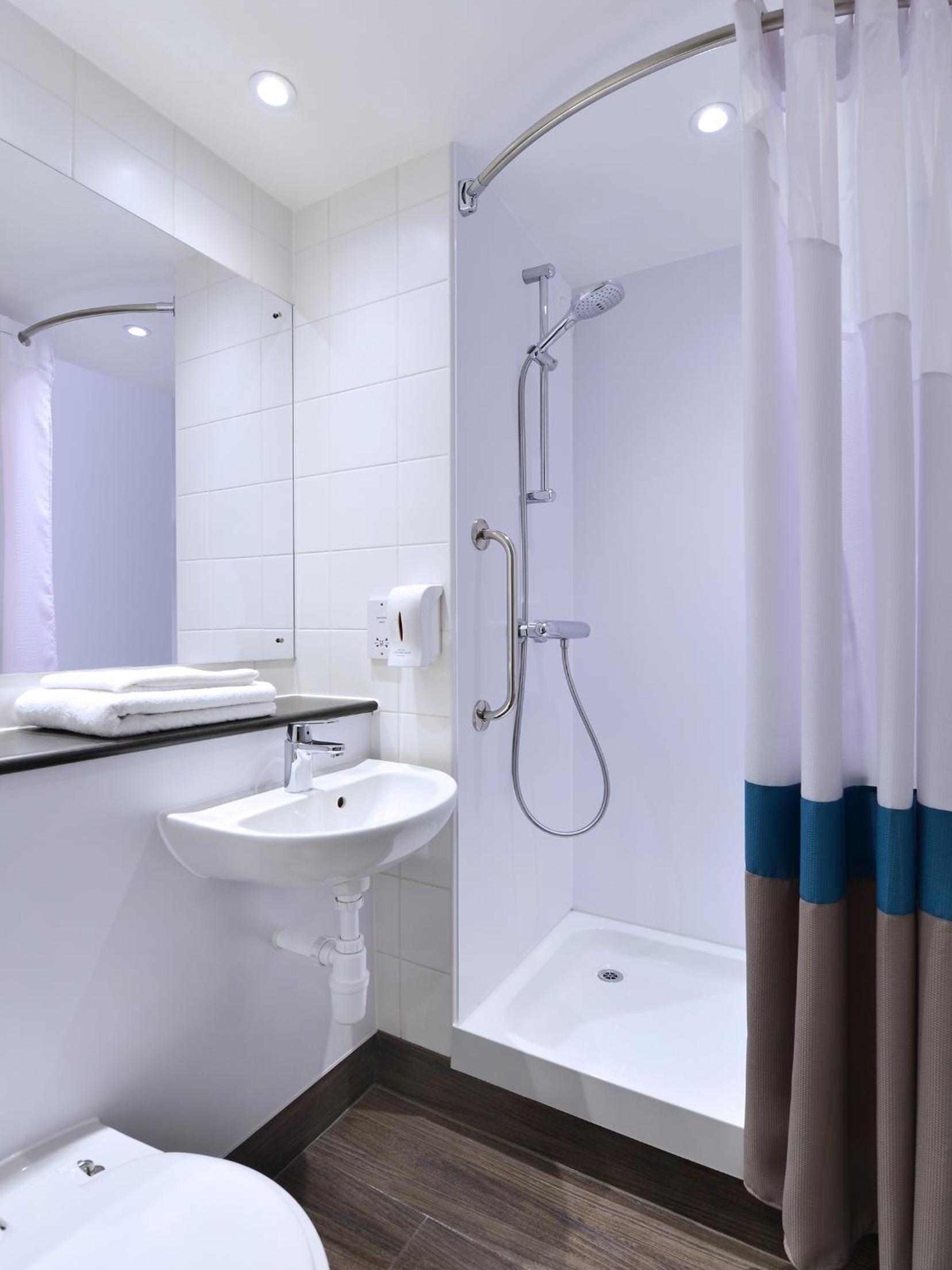 Double Room - Photo 2