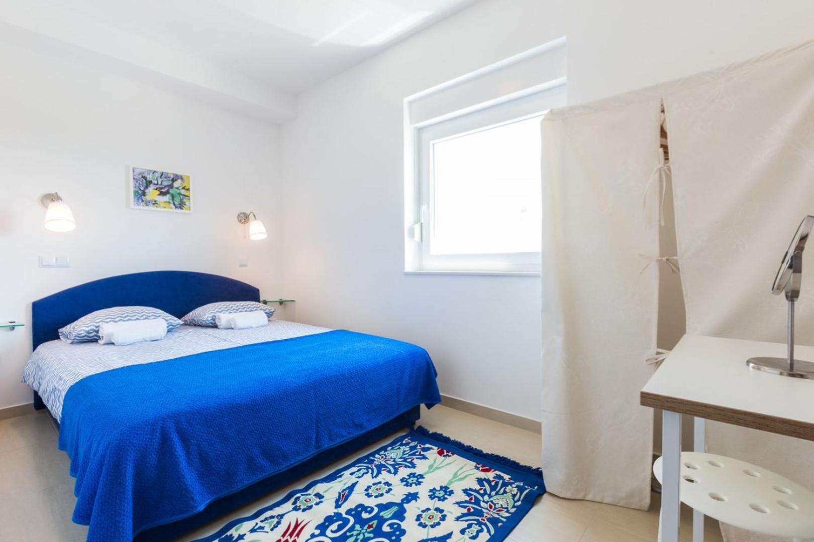 Apartment with Sea View photo 2