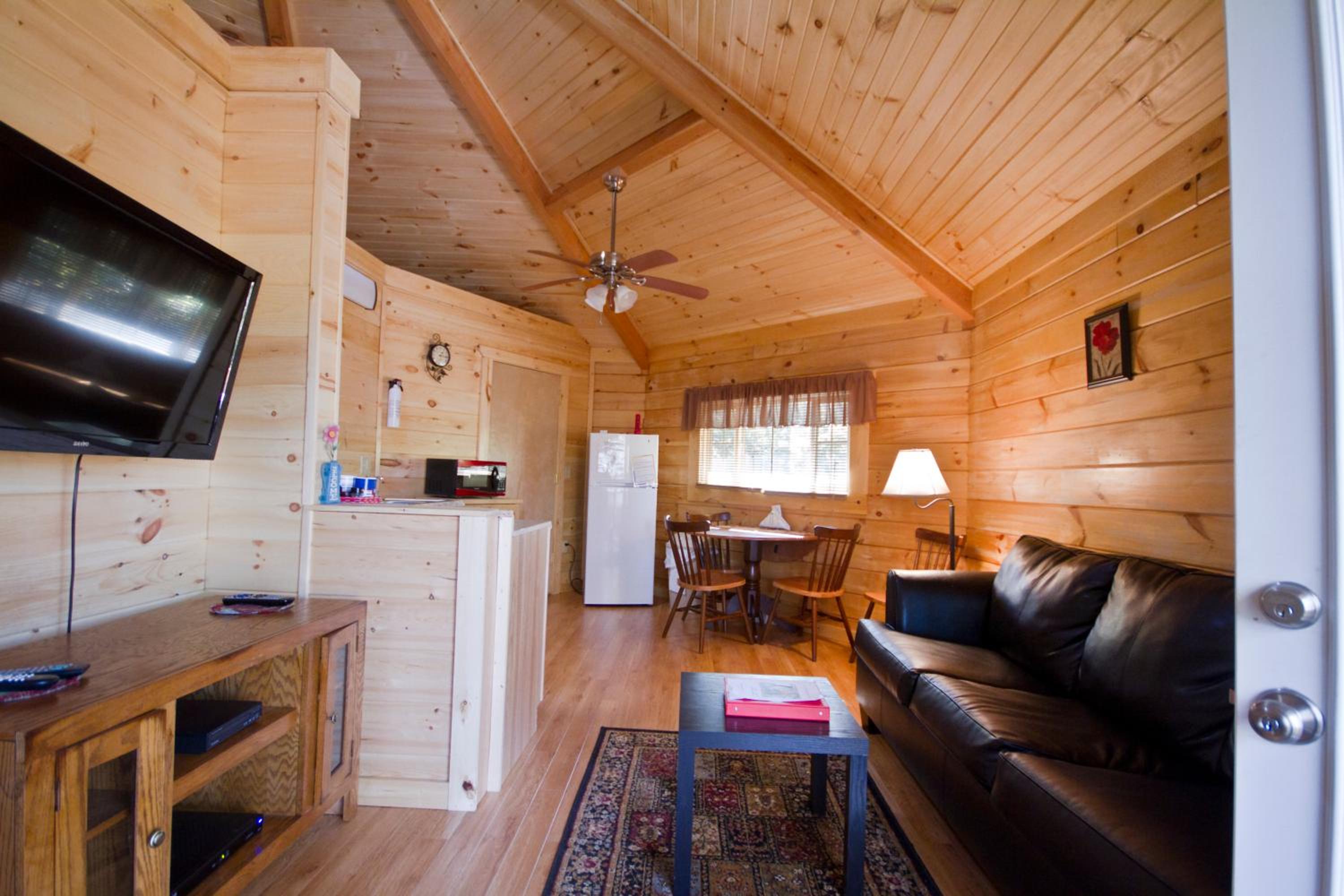 One-Bedroom House photo 2