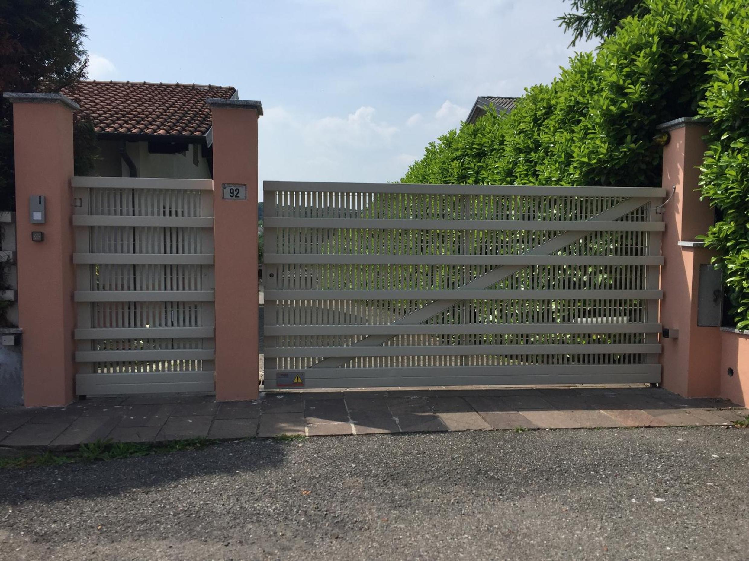 Villa photo 2