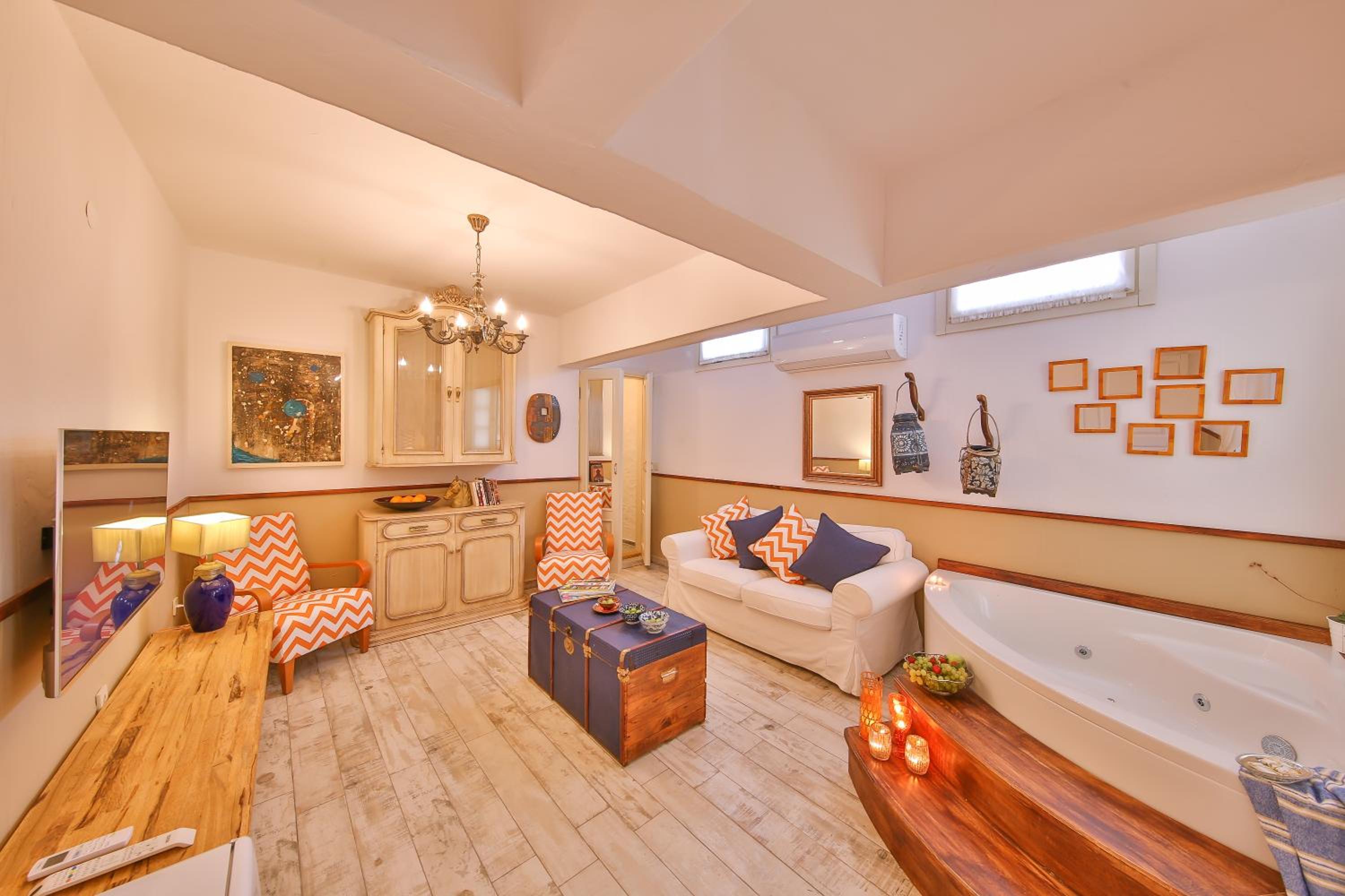 Suite Room With Garden