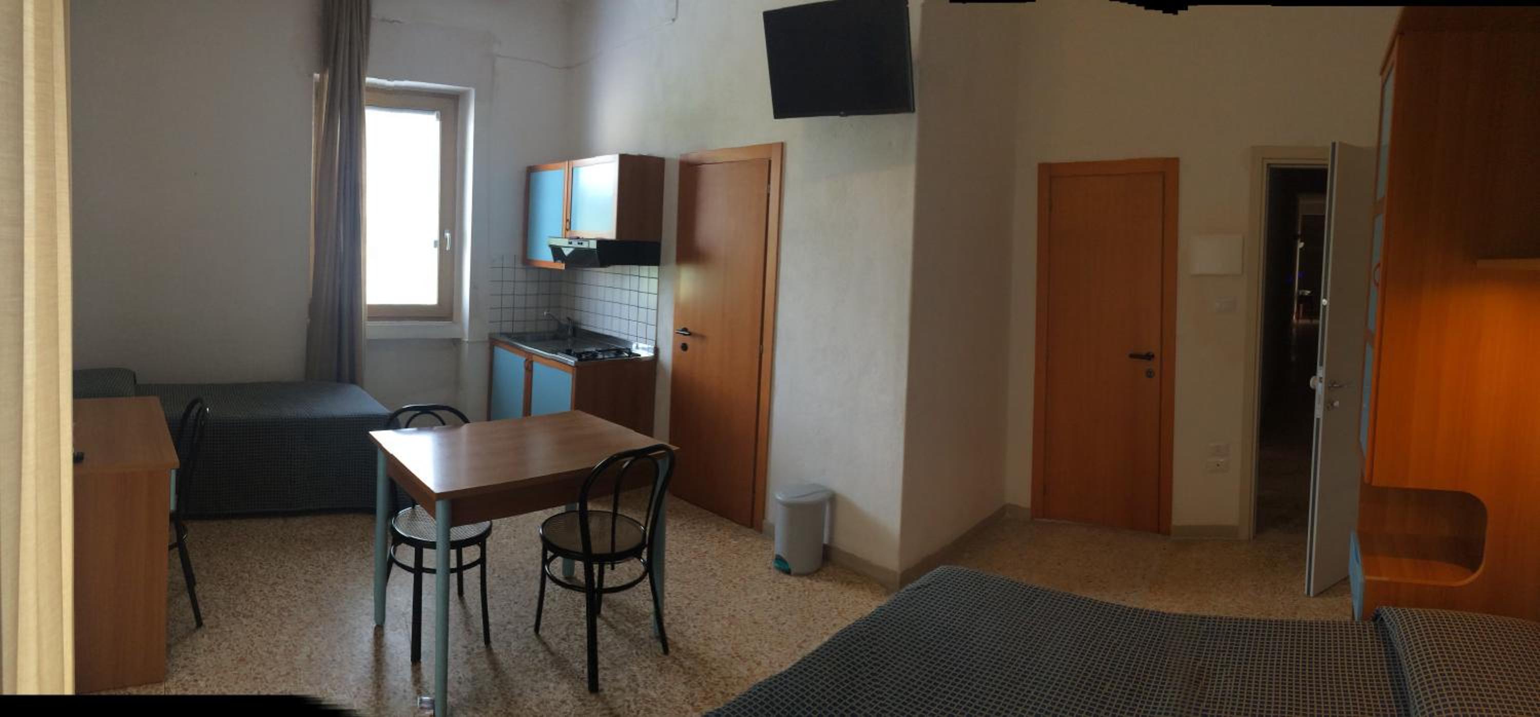 Studio (3 Adults) - Photo 8