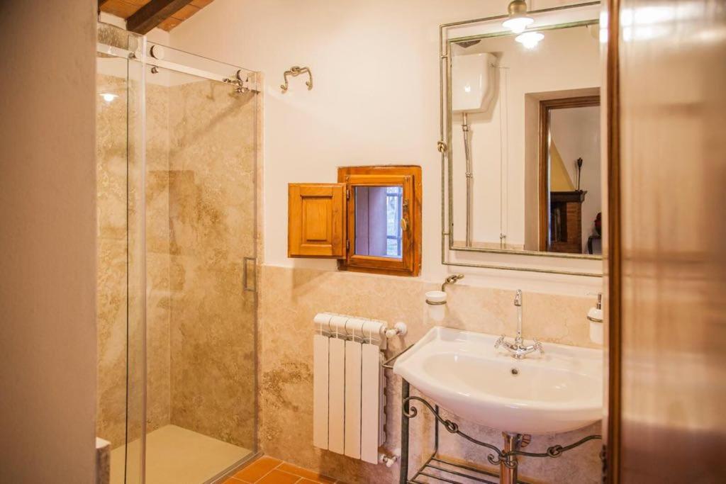 Deluxe King Apartment - Photo 29