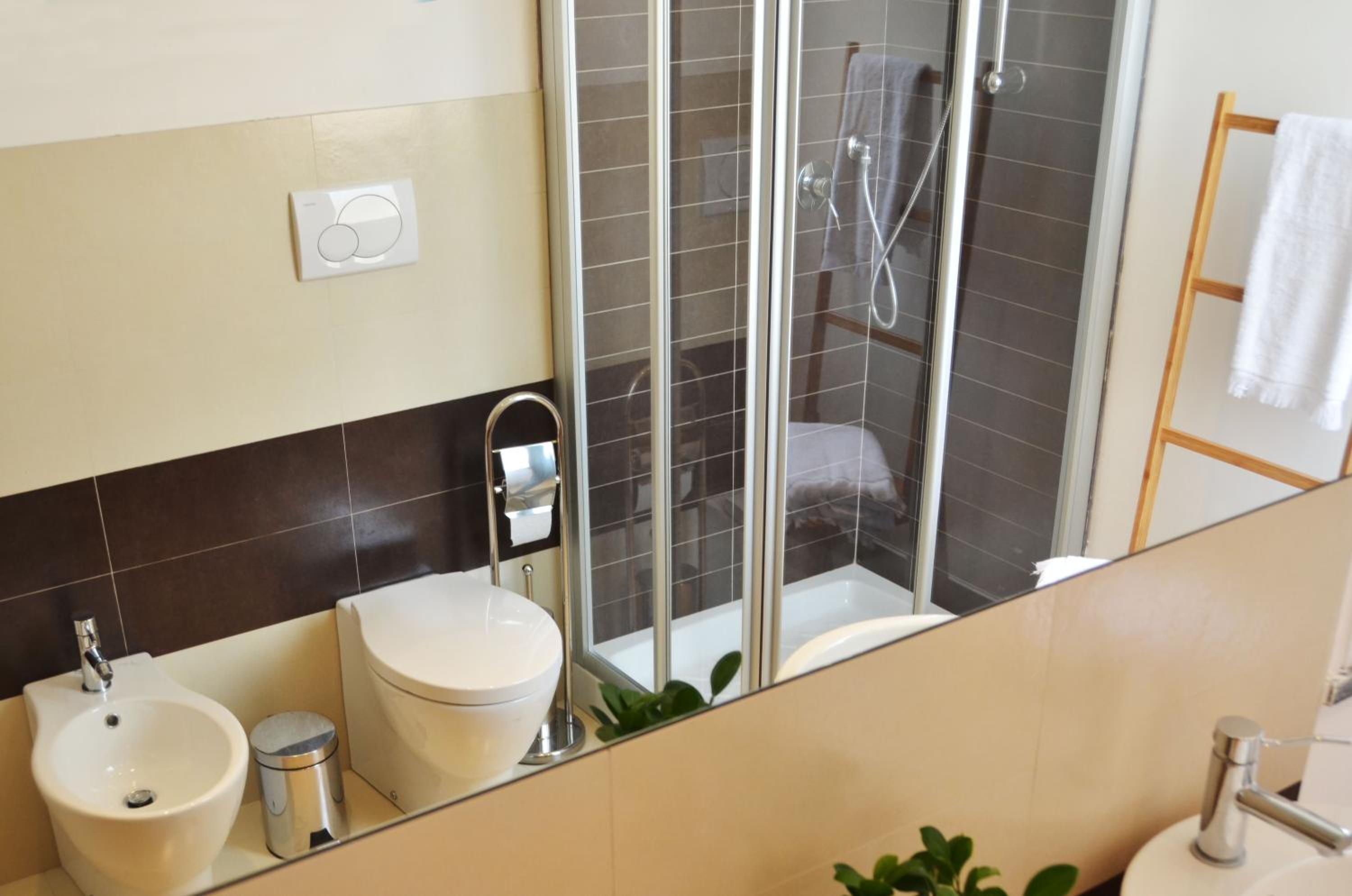Double Room with Private Bathroom photo 3