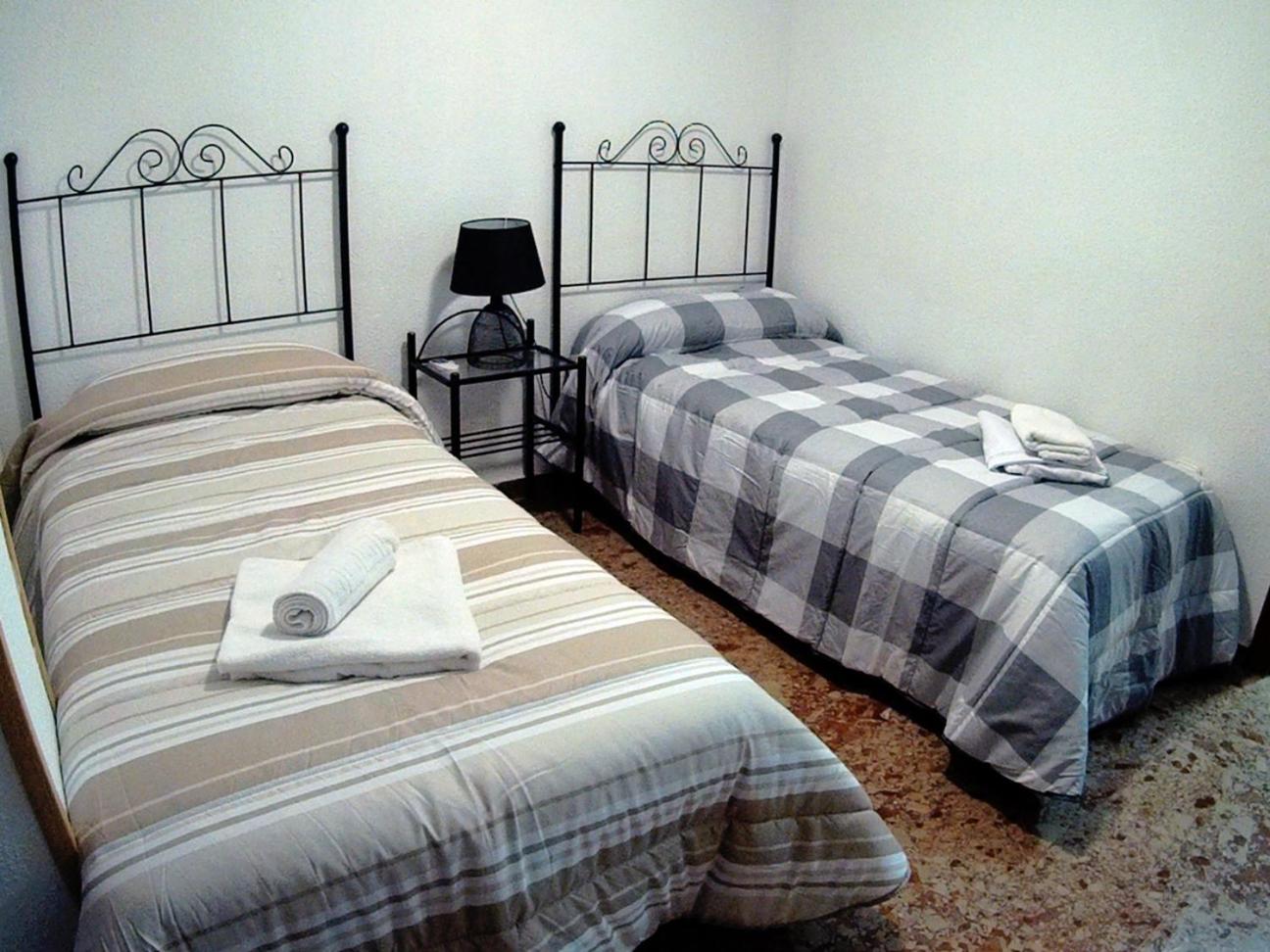 Two-Bedroom Apartment - Photo 7