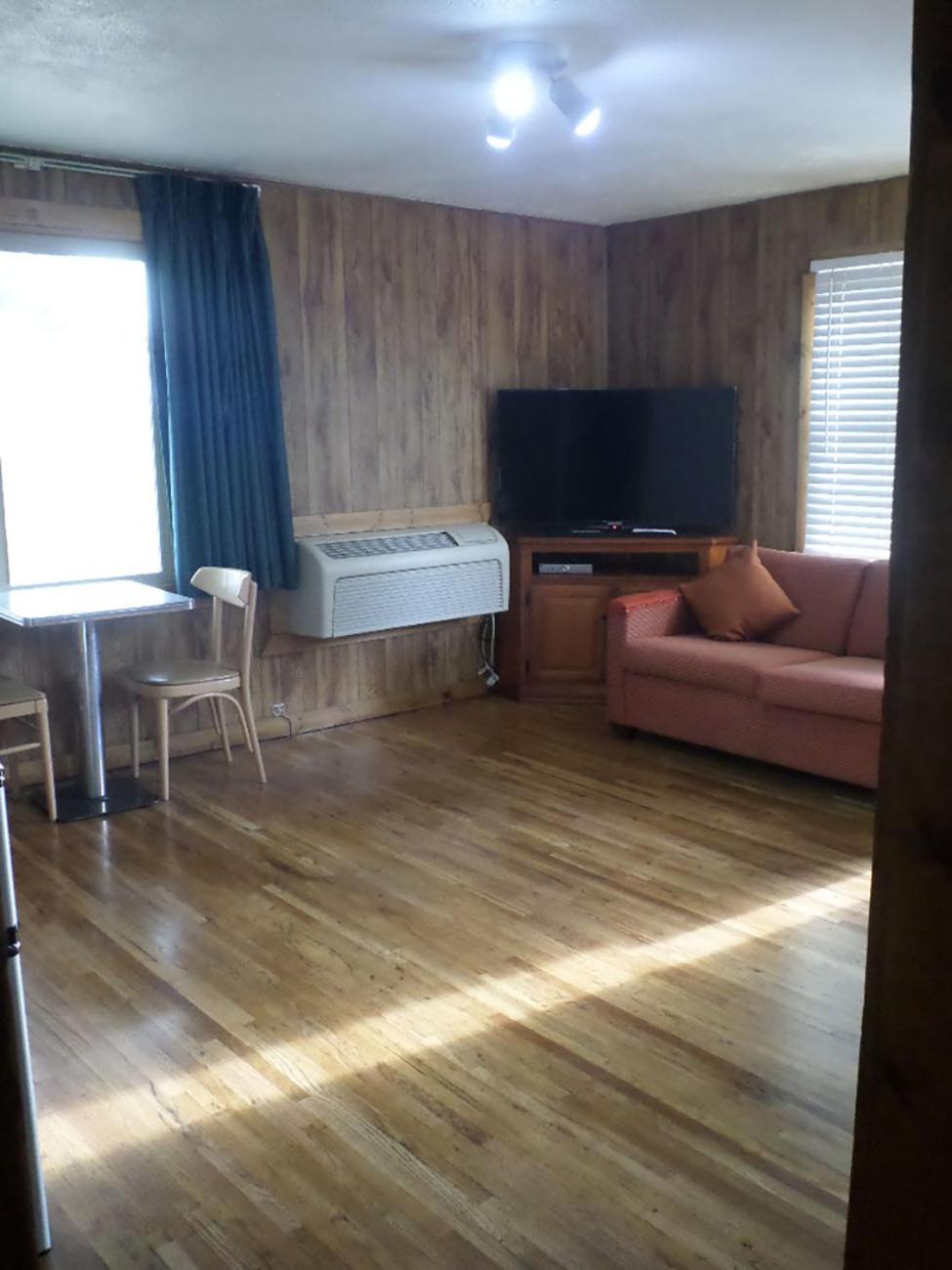 Two-Bedroom House photo 1