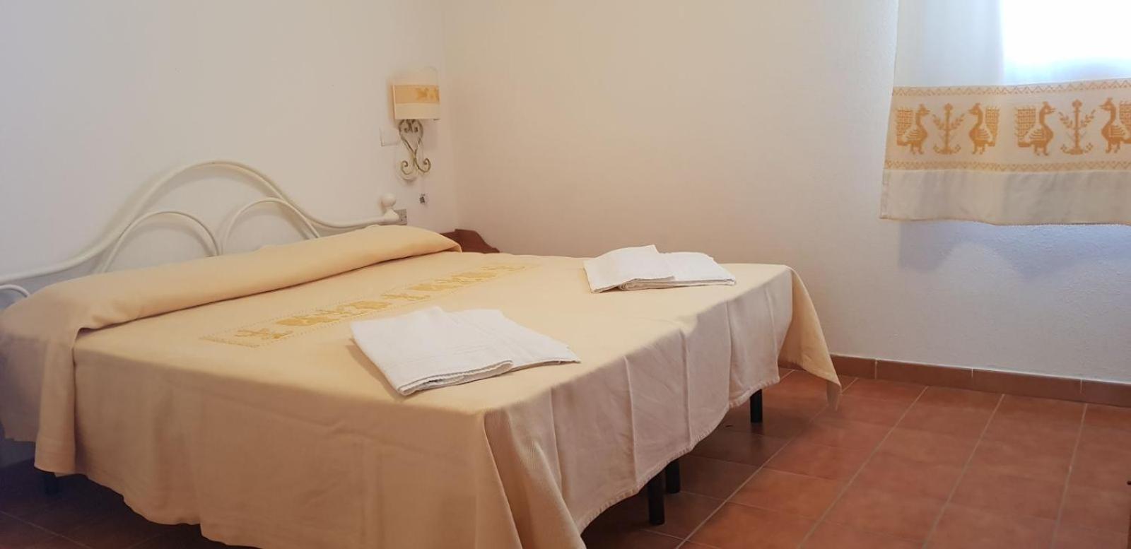 Economy Two-Bedroom Apartment (5 Adults) photo 1