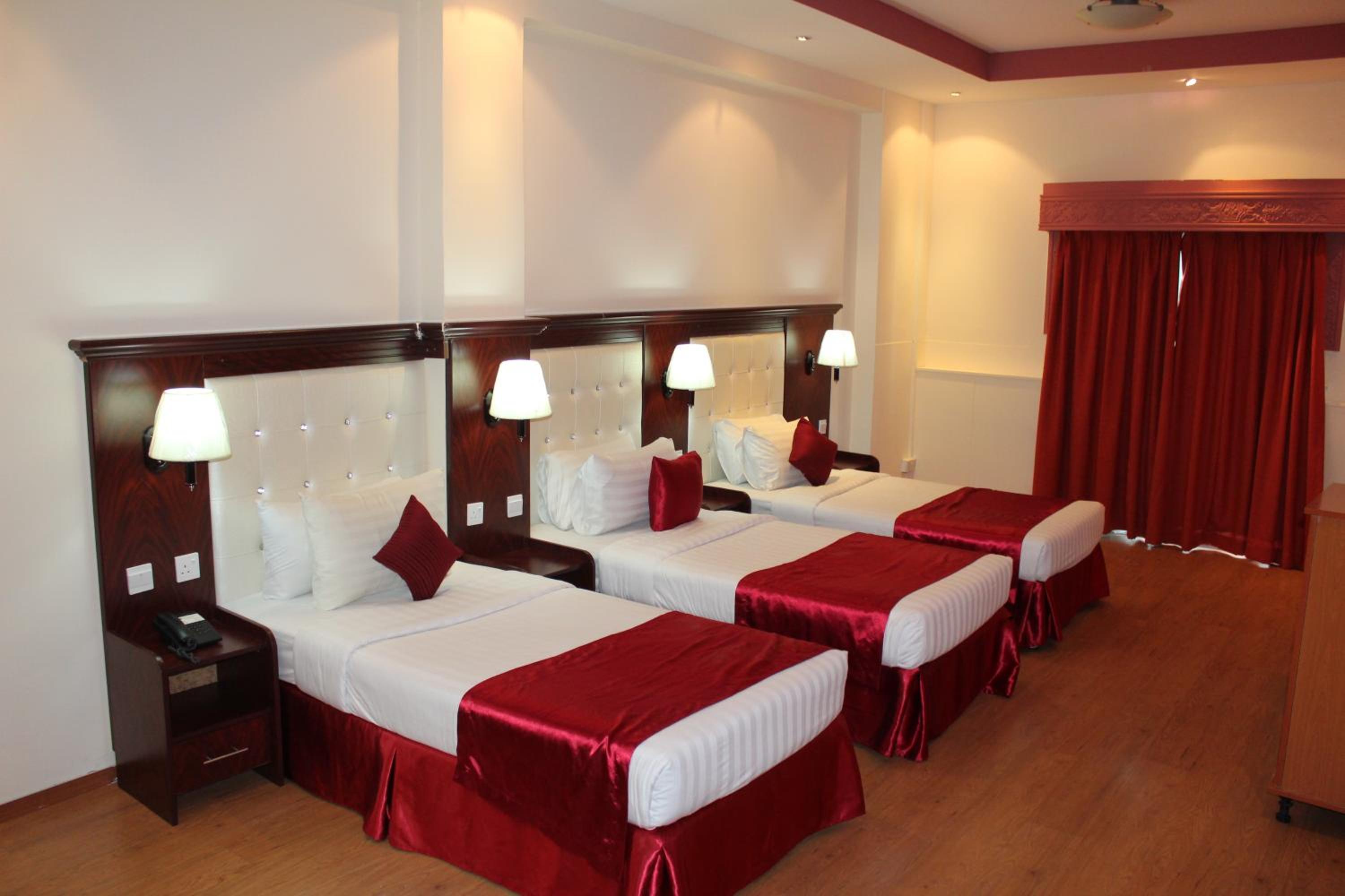 Triple Room photo 2