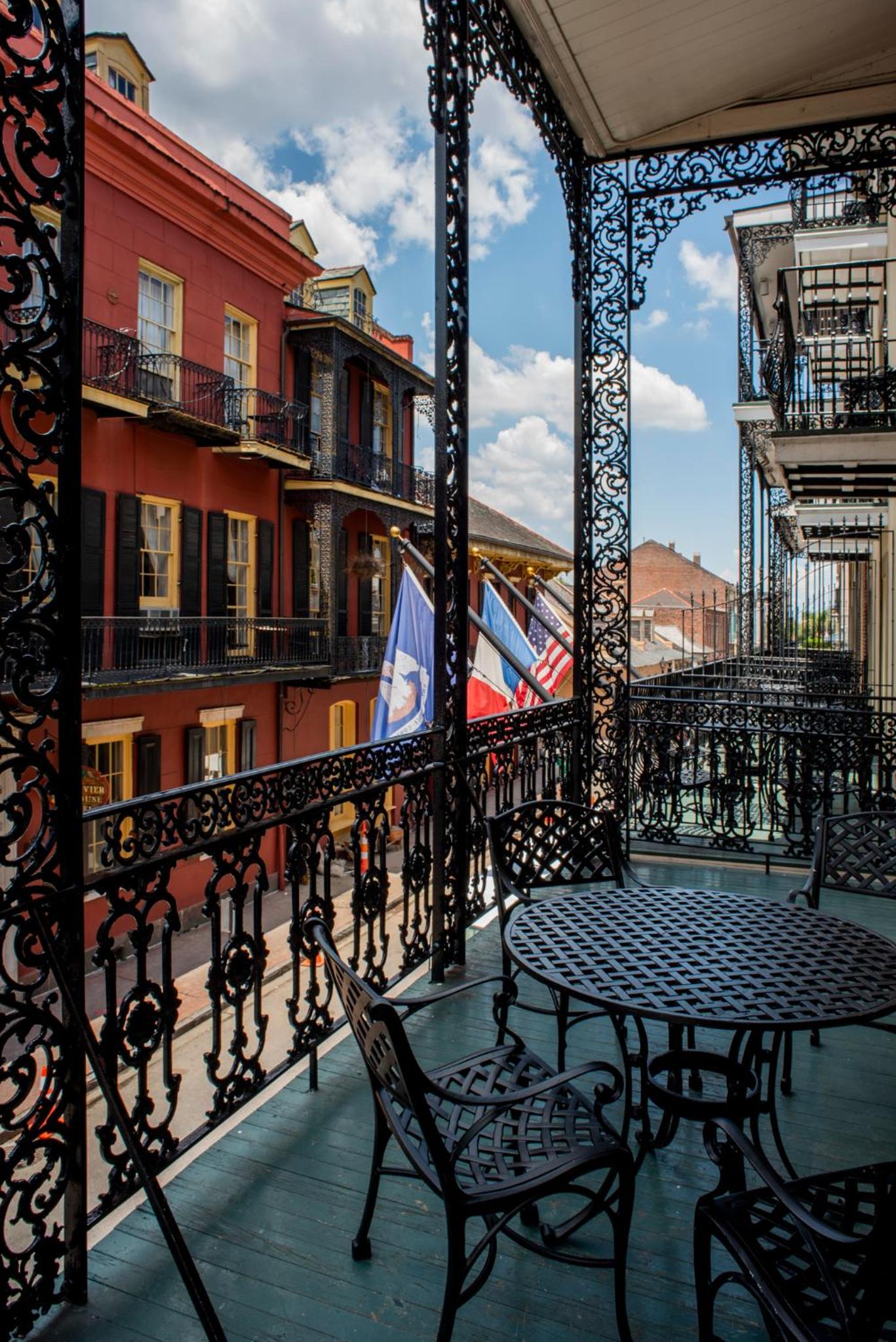 Two Queen Beds with Balcony, Street View - Photo 10
