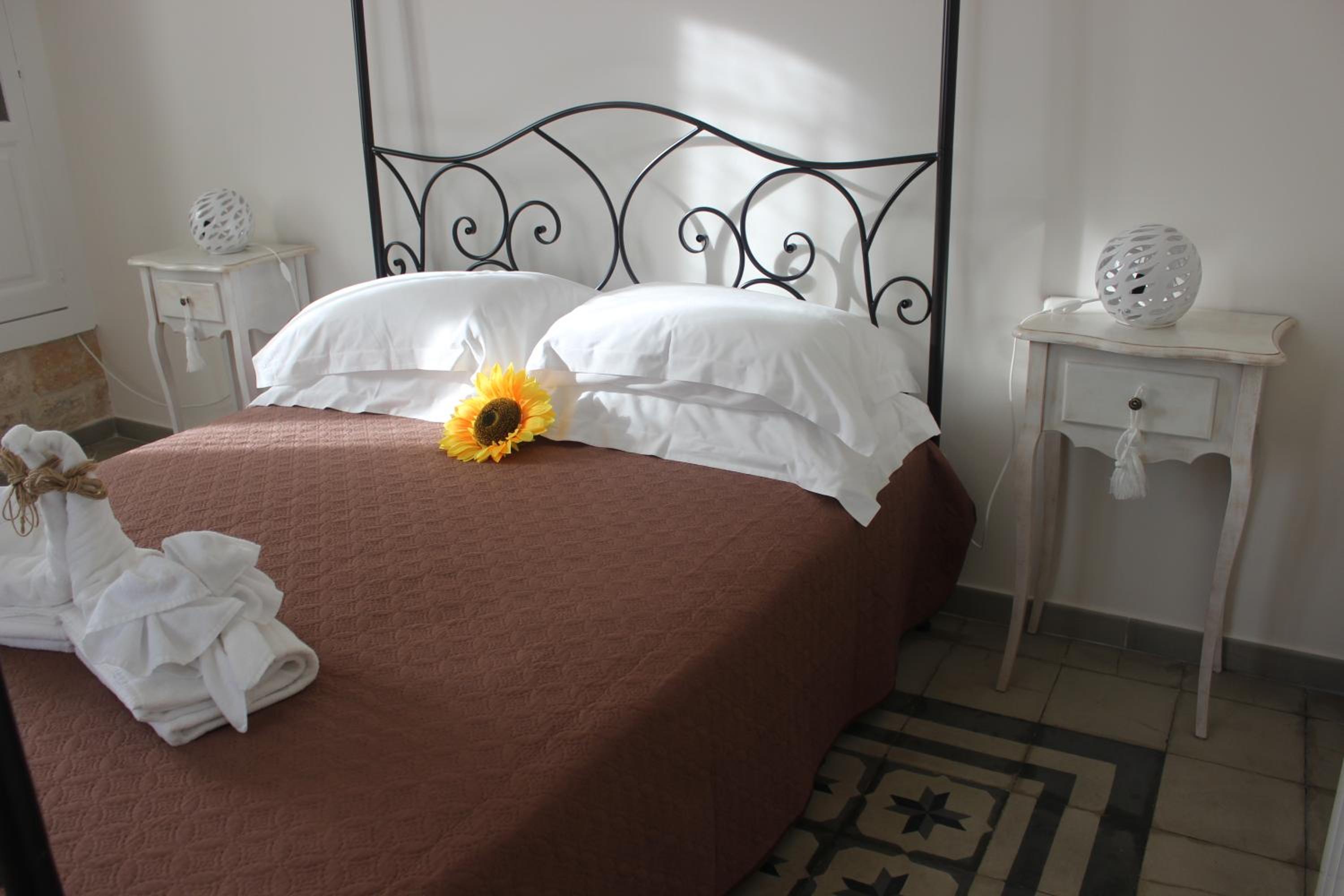 Deluxe Quadruple Room - Photo 3