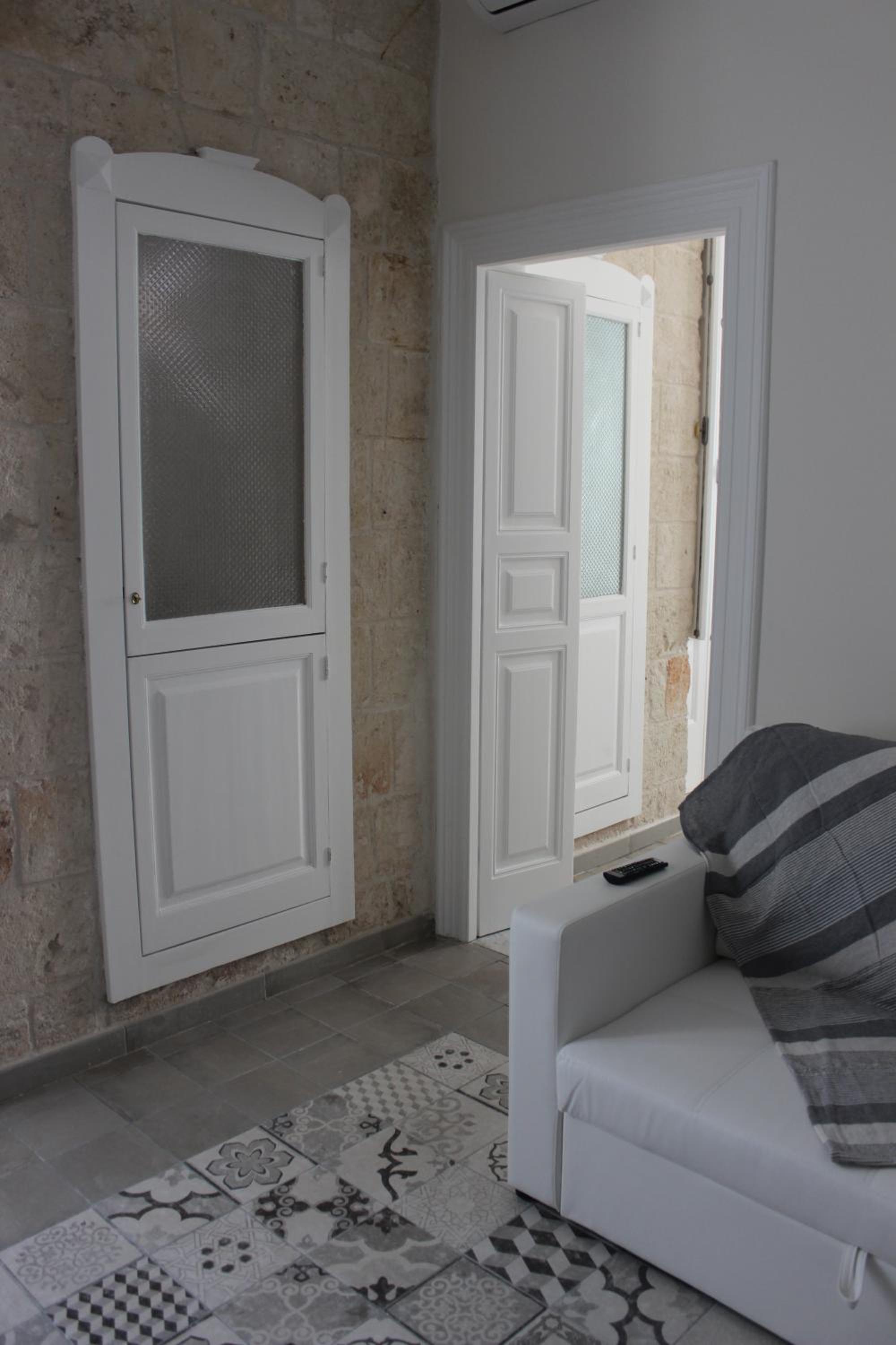 Deluxe Quadruple Room - Photo 6