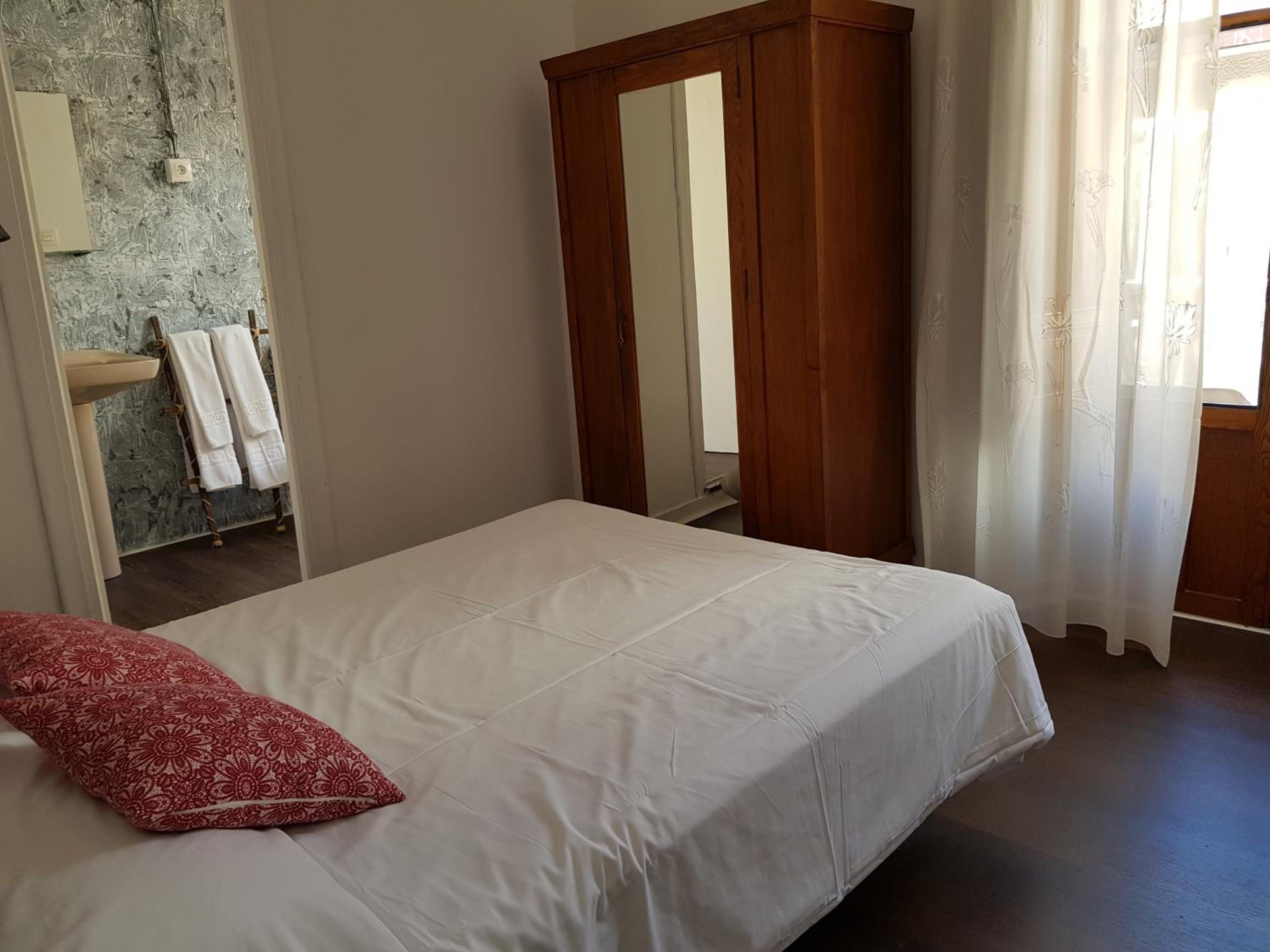 Double Room with Balcony - no mascotas photo 3