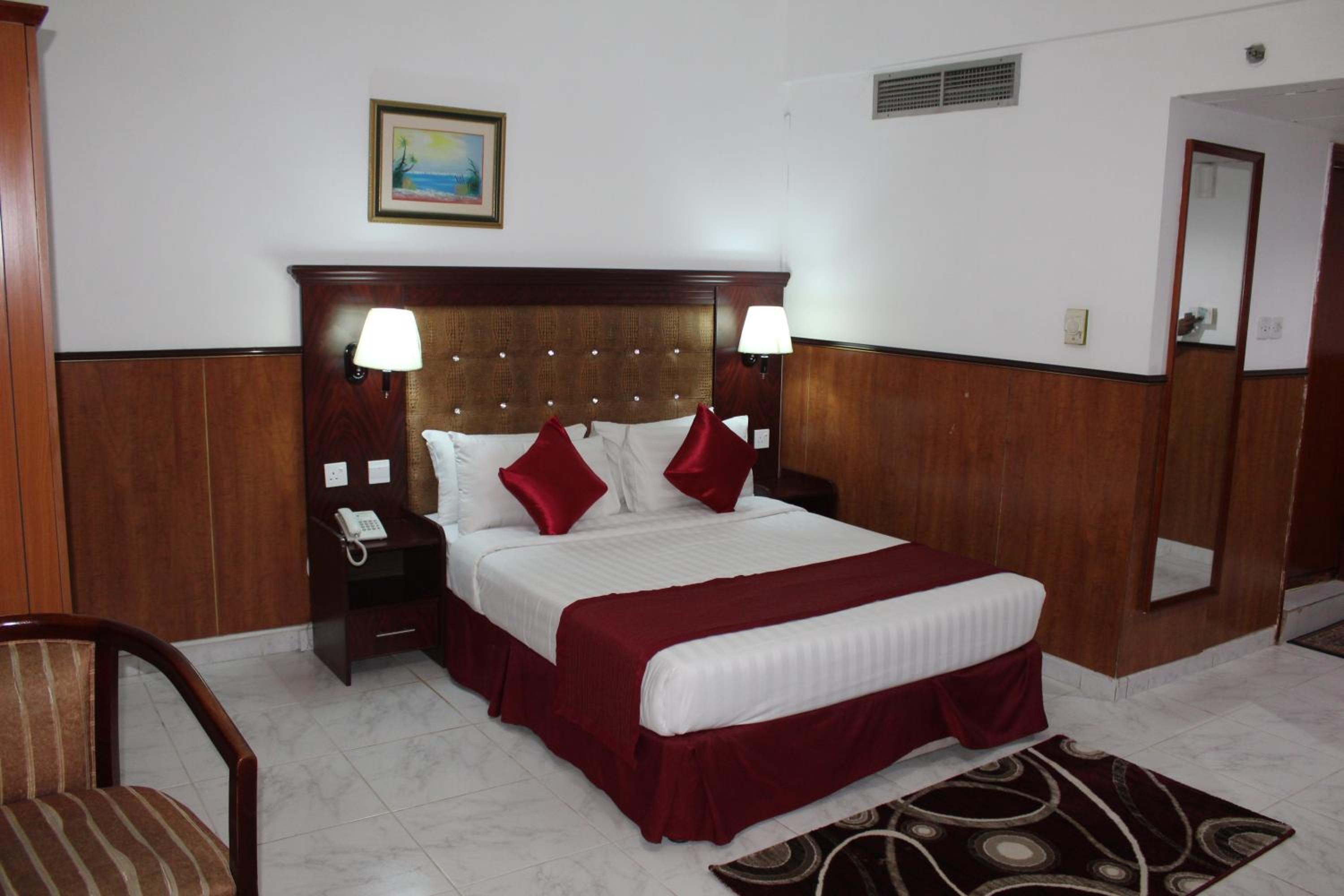 Single Room photo 3