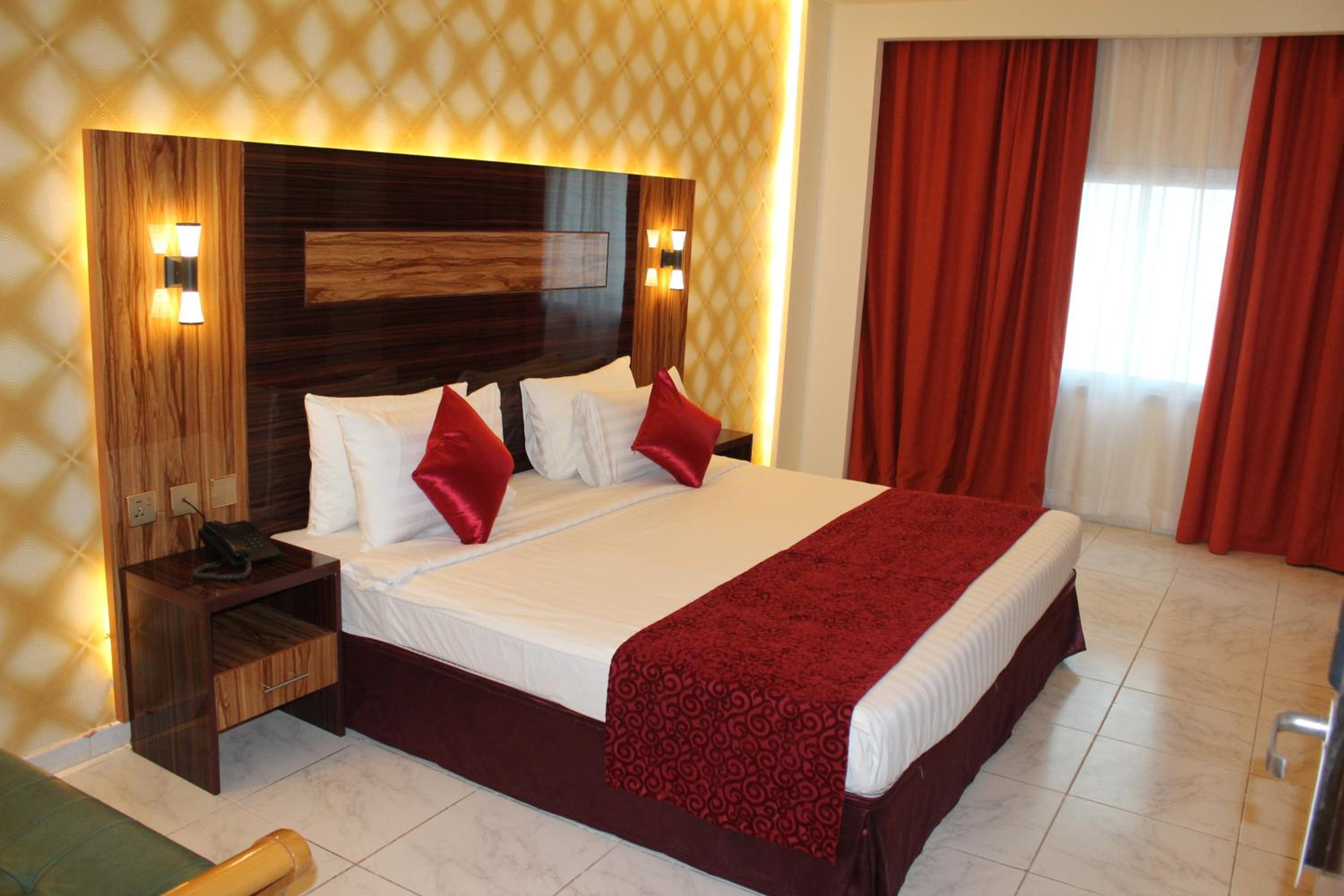 Double or Twin Room photo 2