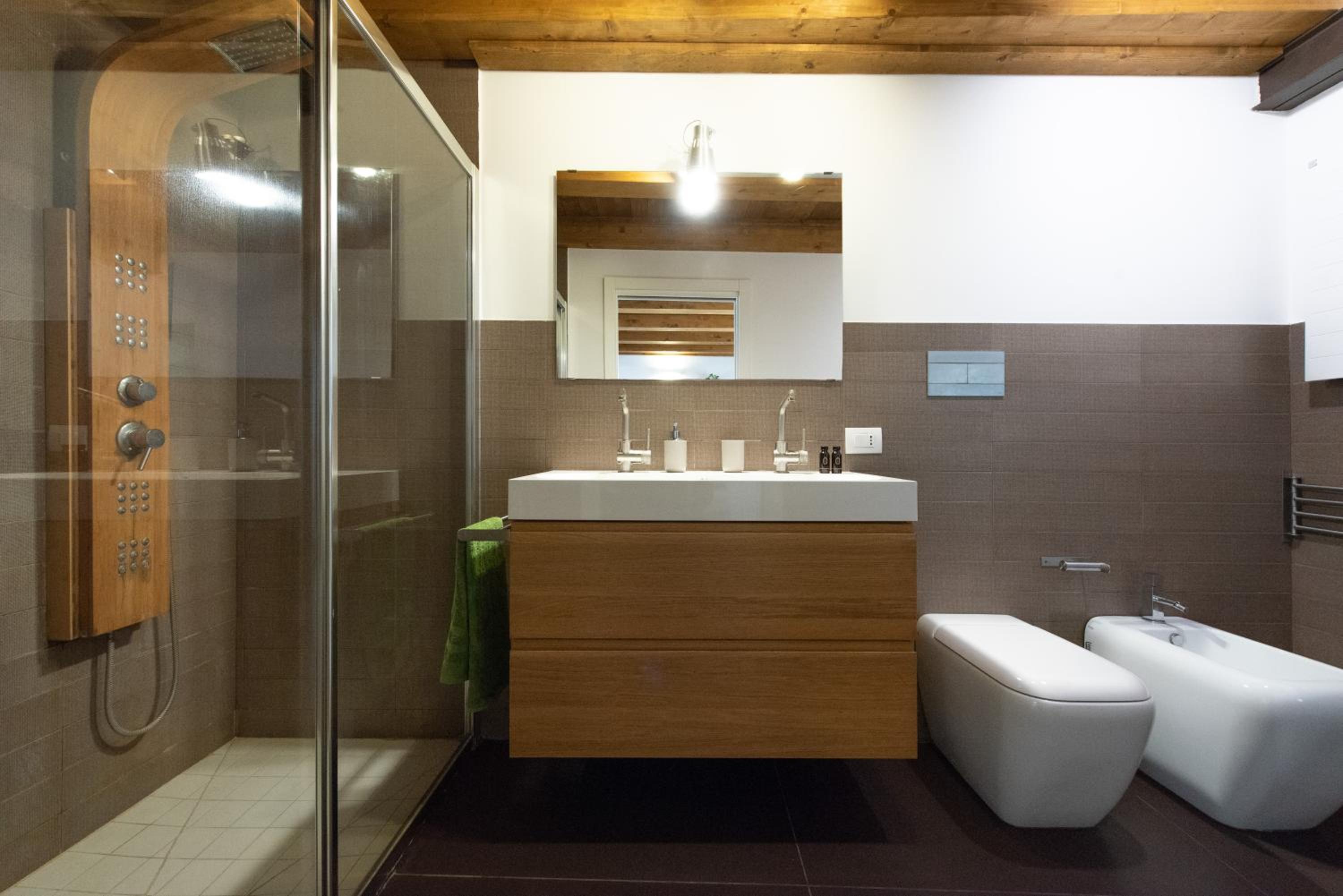 Two-Bedroom Apartment - Photo 25
