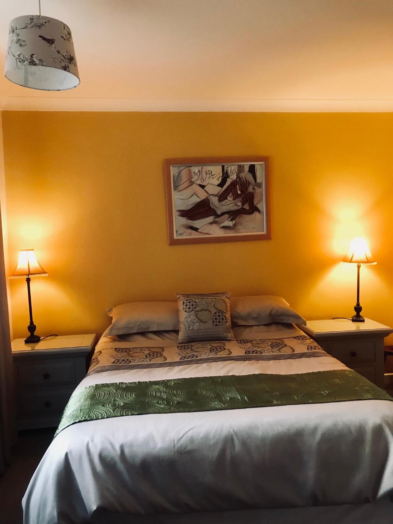 Two-Bedroom House - Photo 1