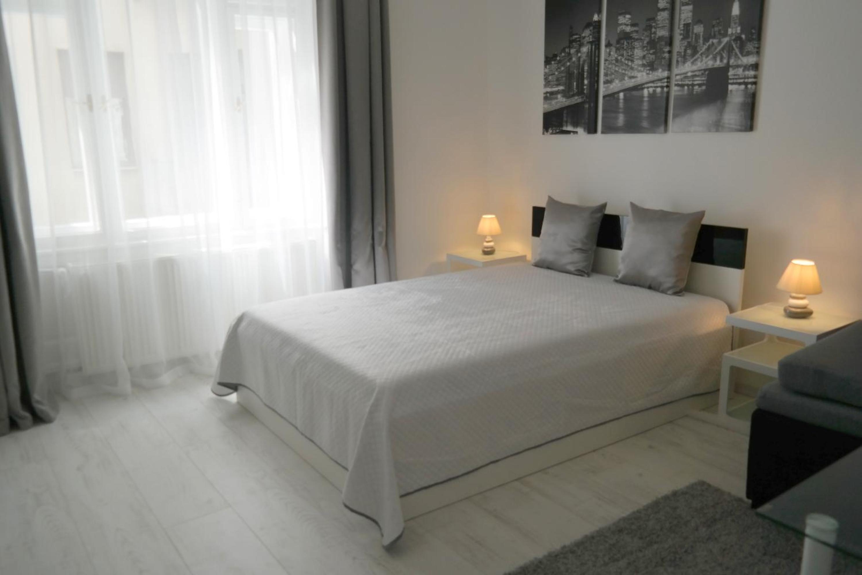 Apartment - Photo 3
