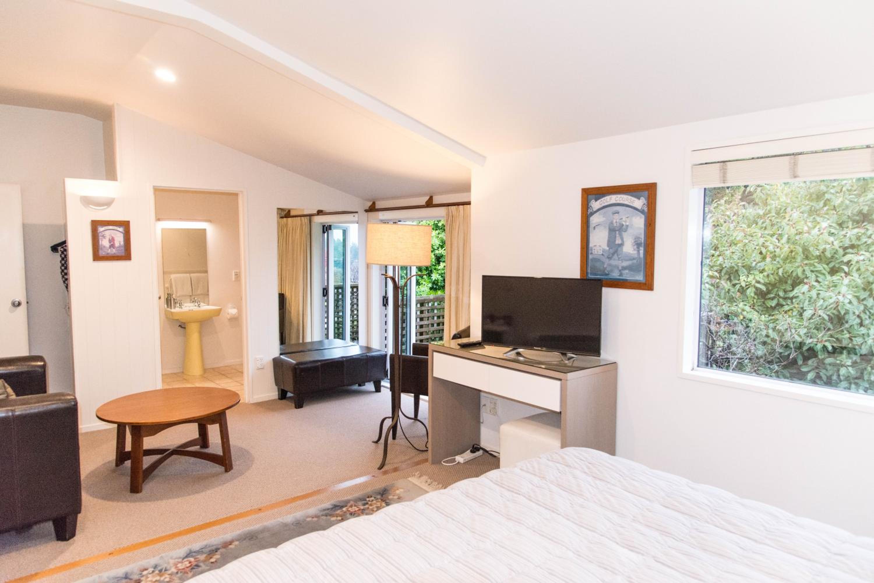 King or Twin Room - Photo 2
