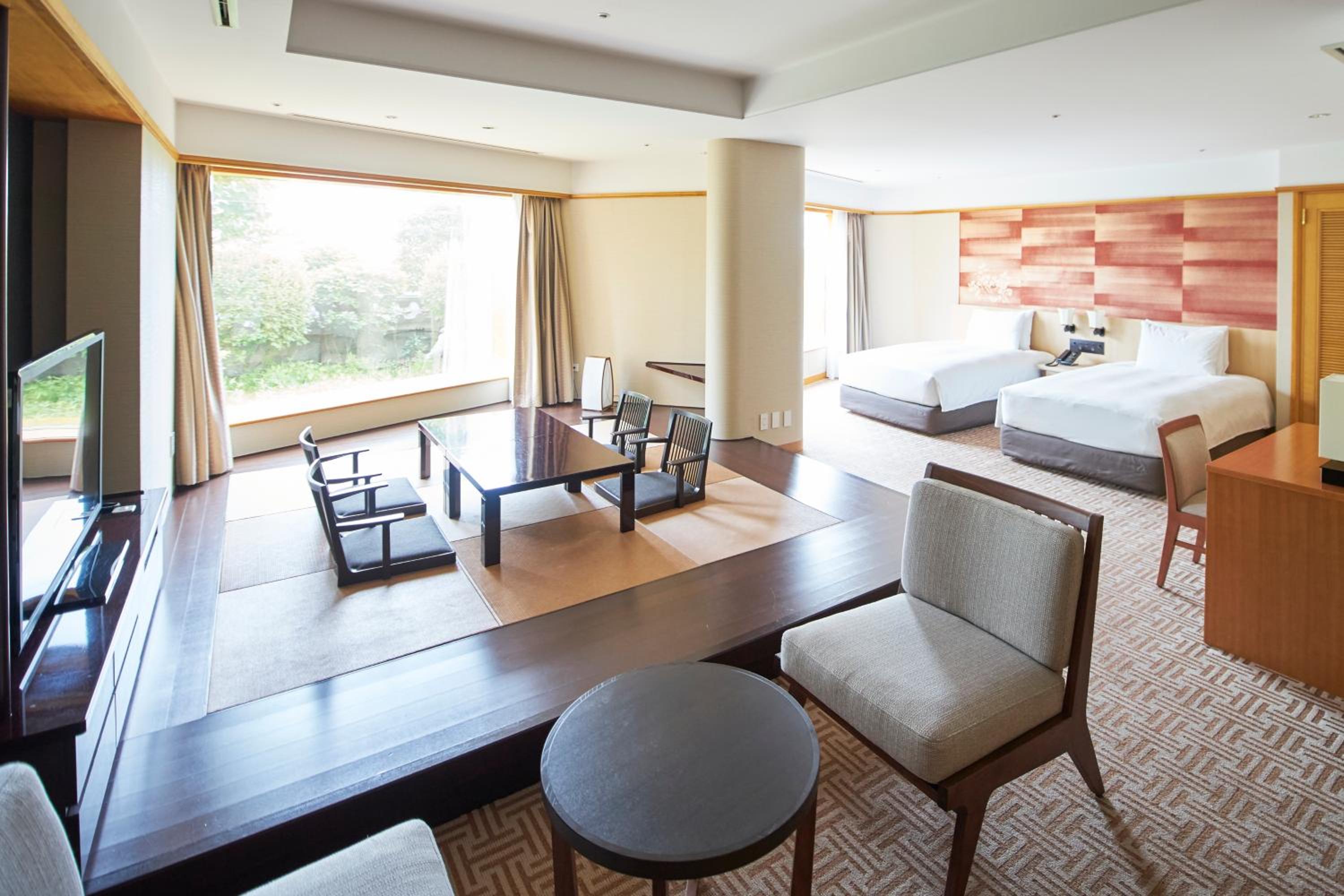 Japanese Western Style Room - No Lounge Access