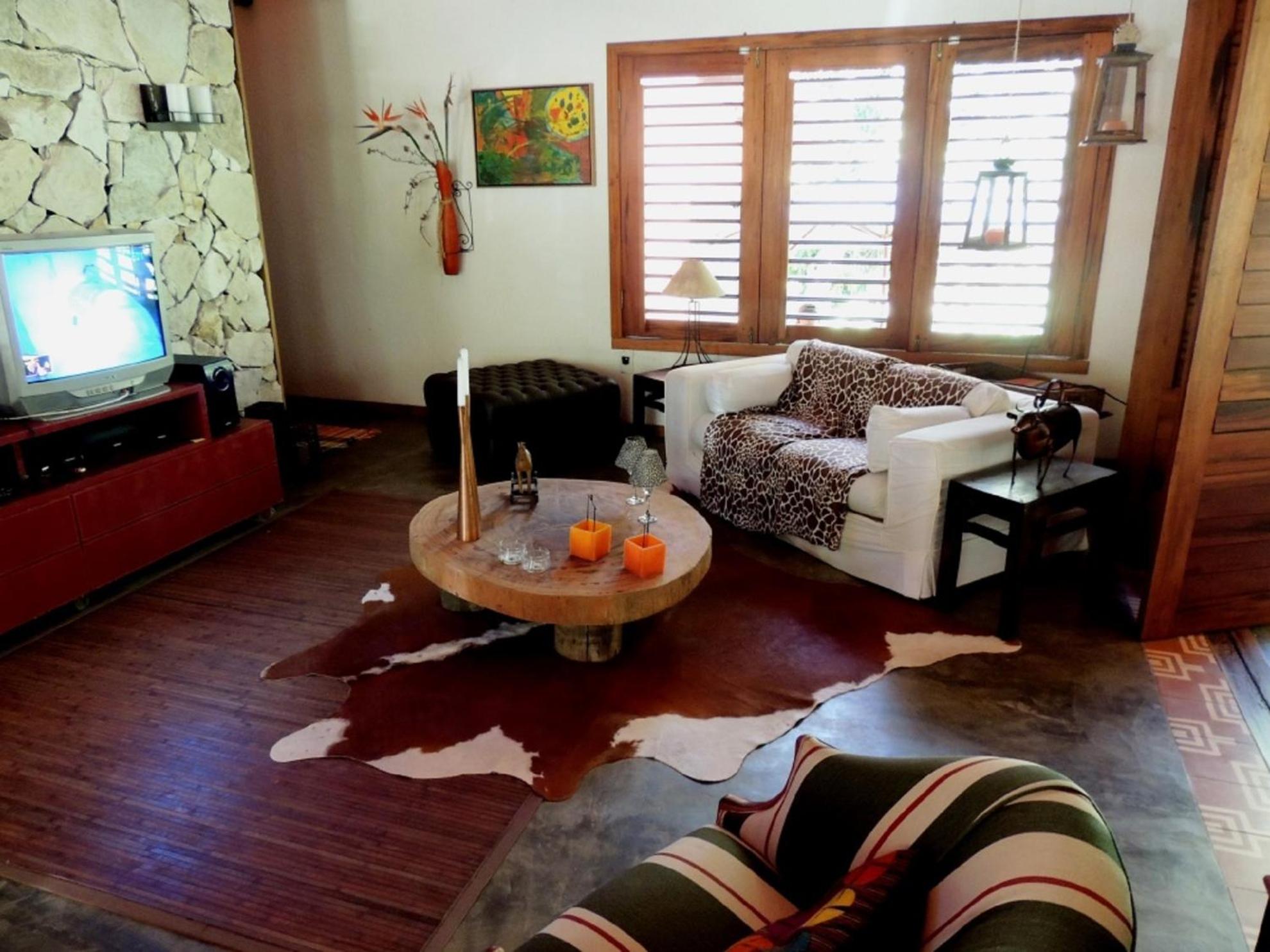 Four-Bedroom House photo 1
