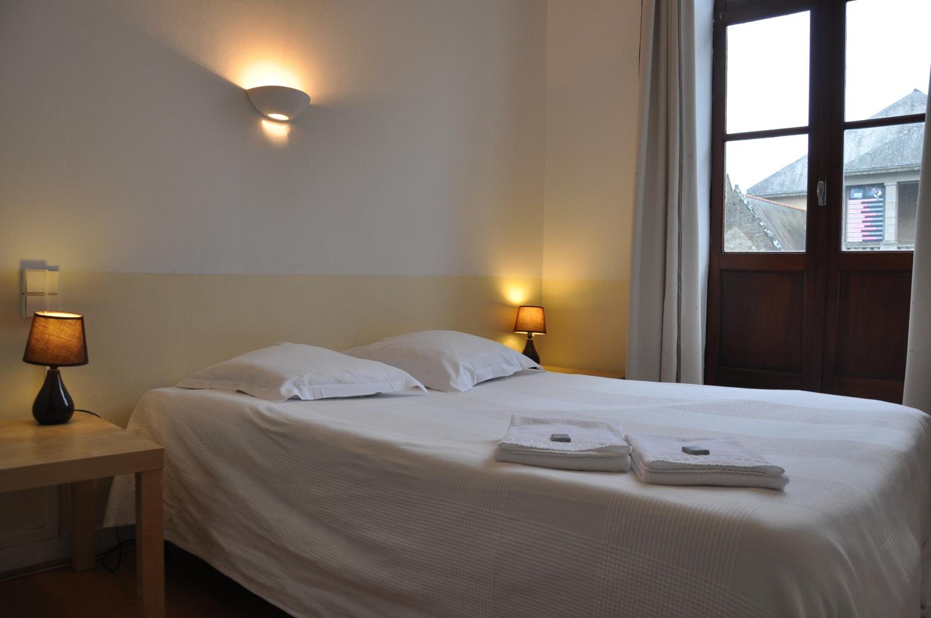 Double Room - Photo 5