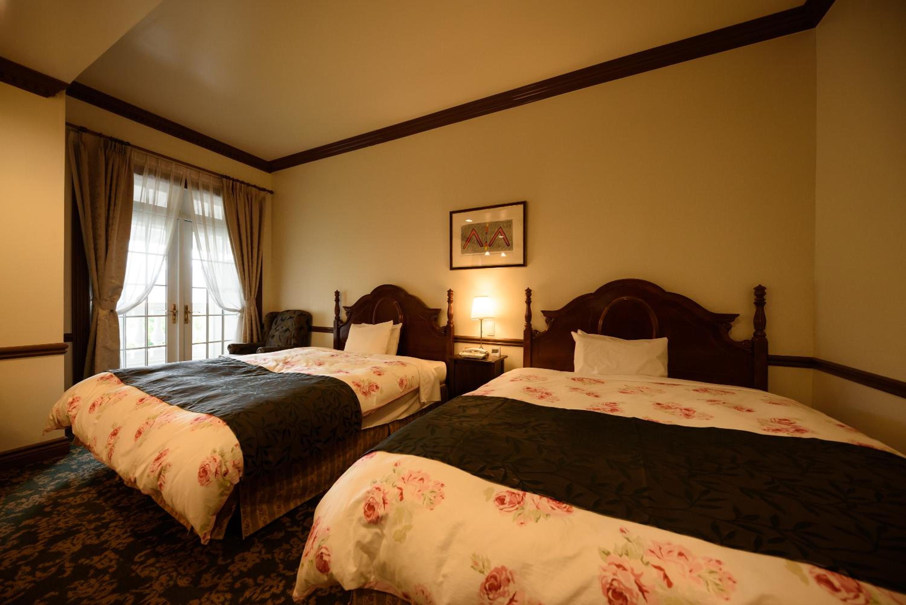 Quadruple Room (Adult Only) - Photo 6