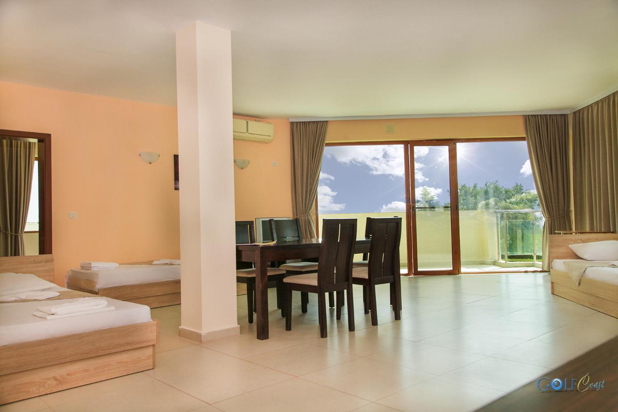 Two-Bedroom Apartment (6 Adults) photo 1