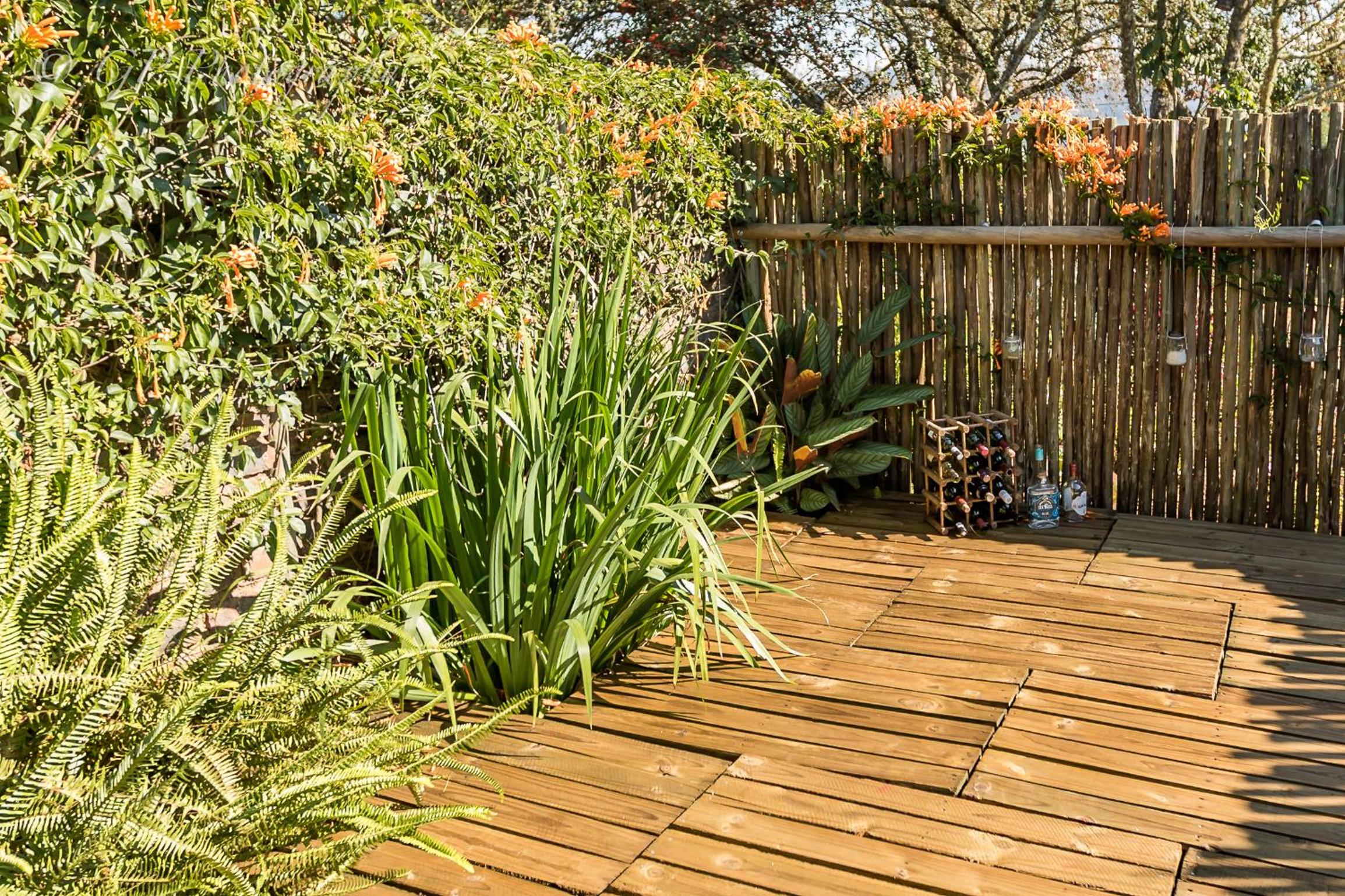 Suite with Garden View - Photo 13