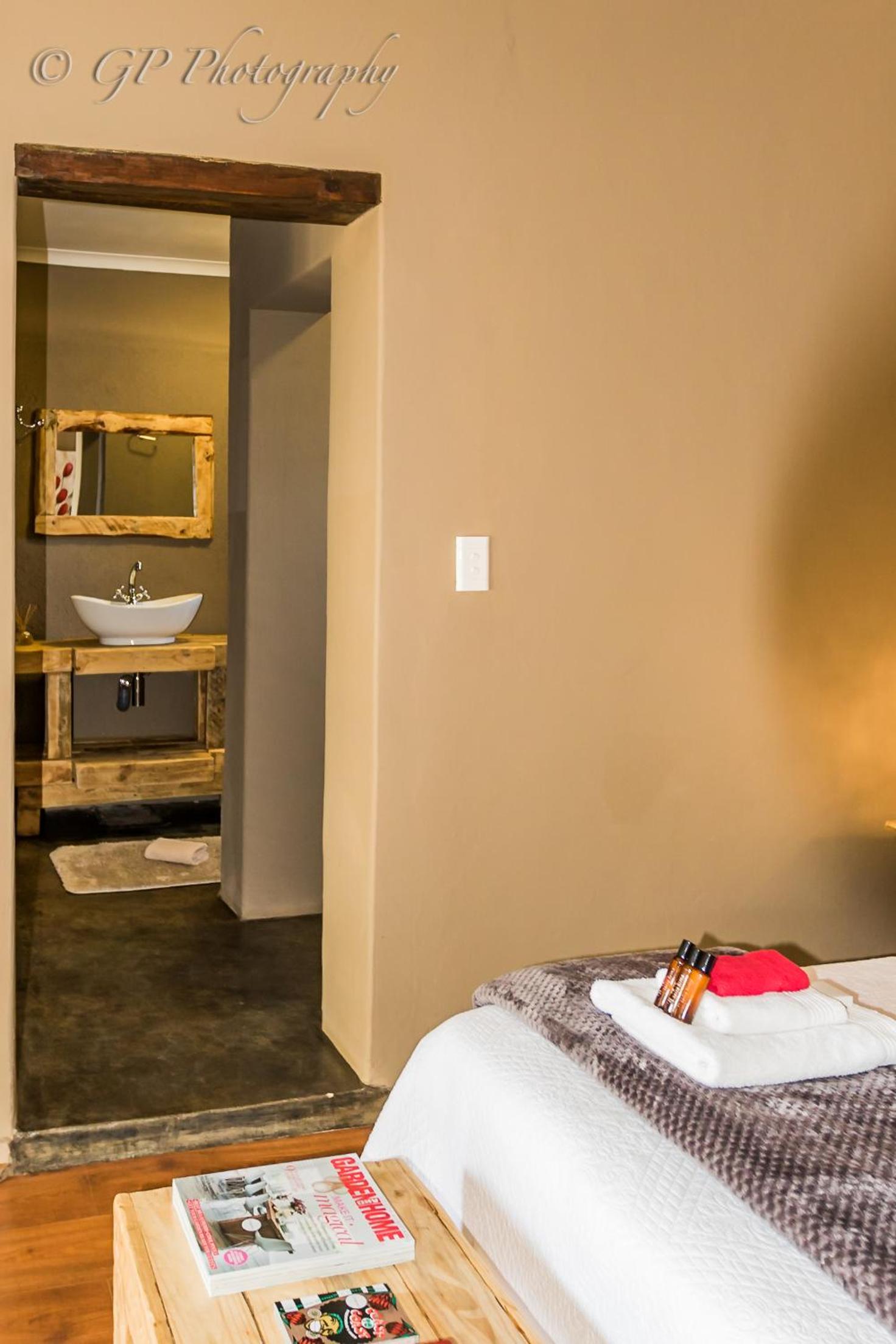 Suite with Garden View - Photo 27