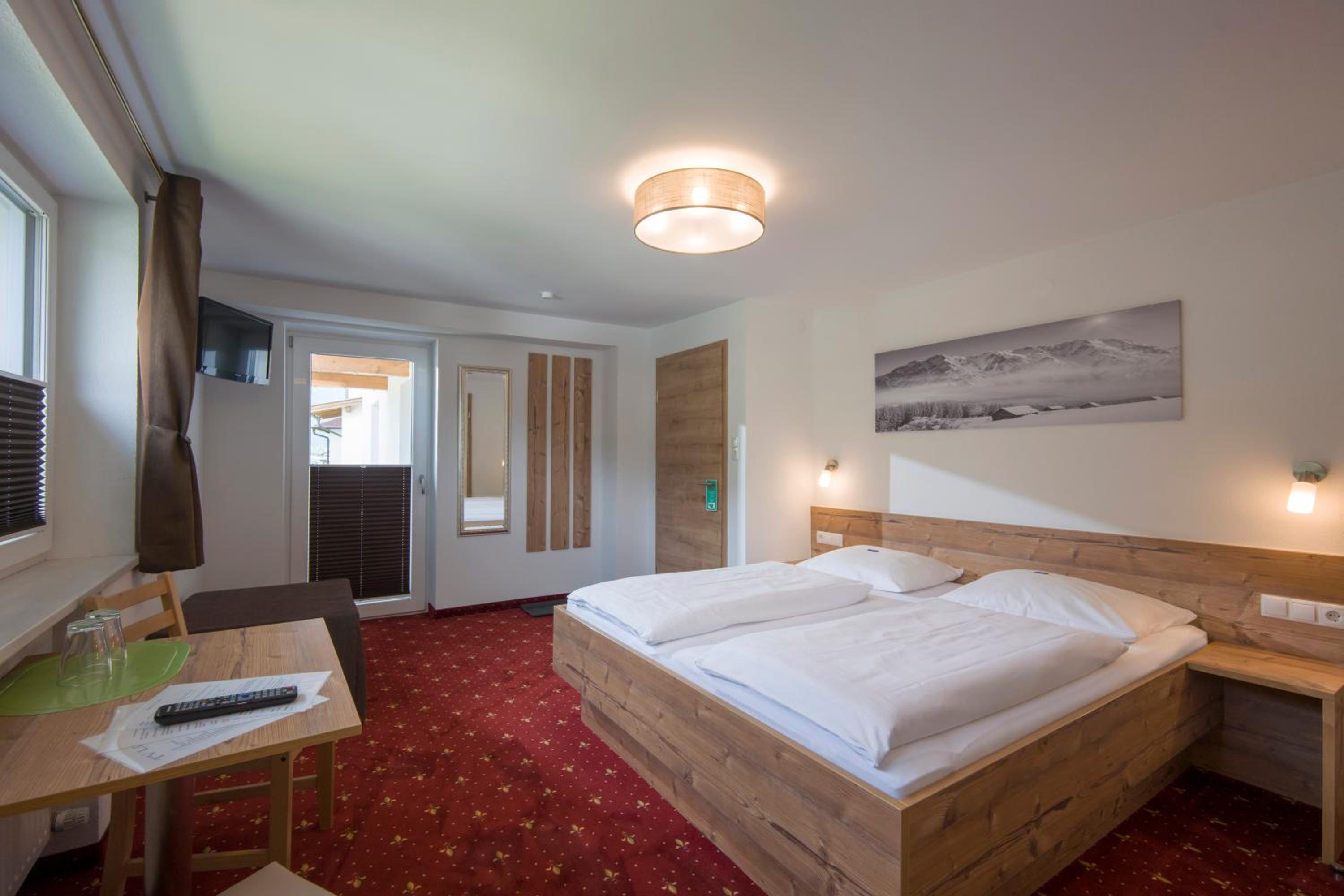Double Room Edelweiss - Photo 10