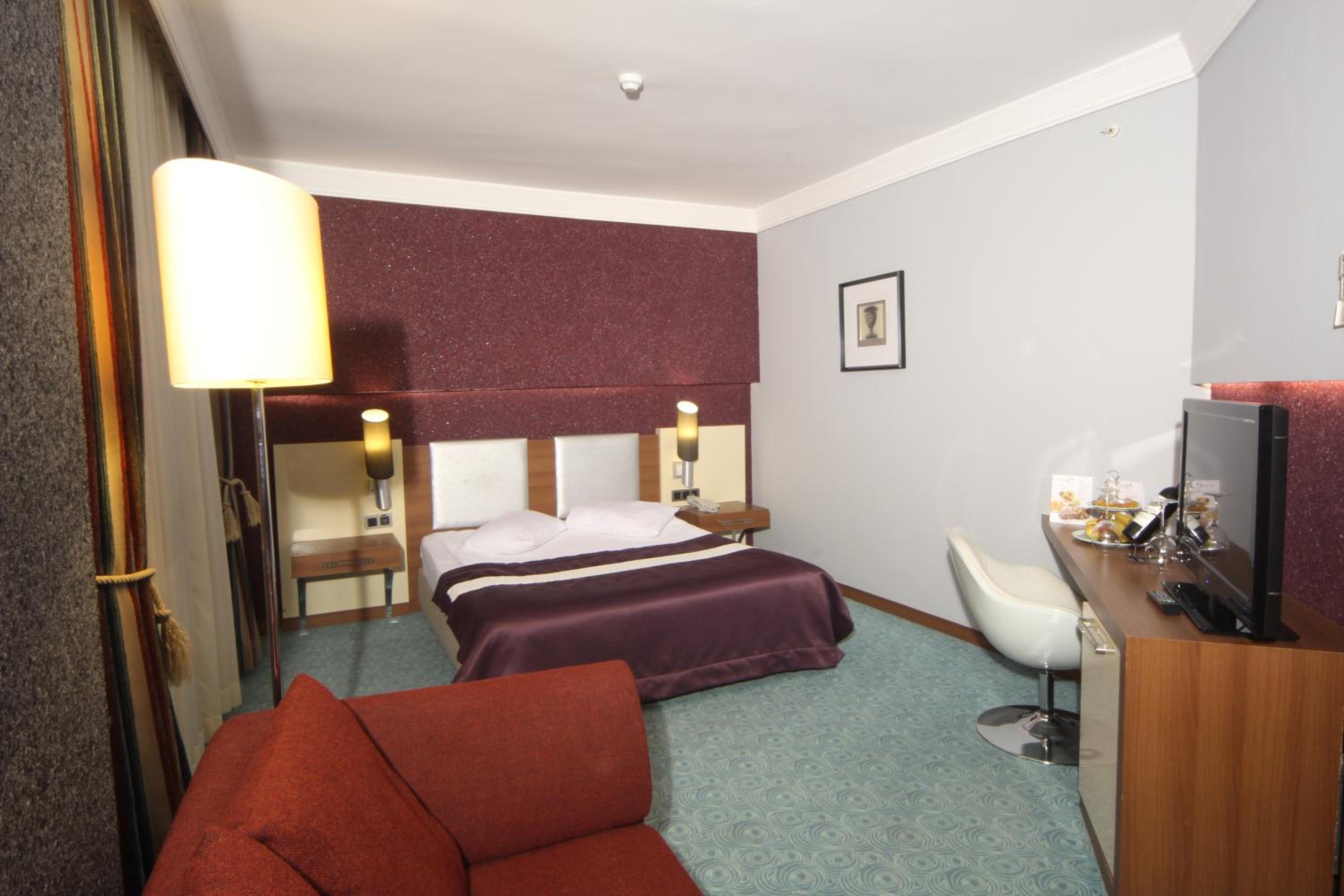 Quarto Queen Superior