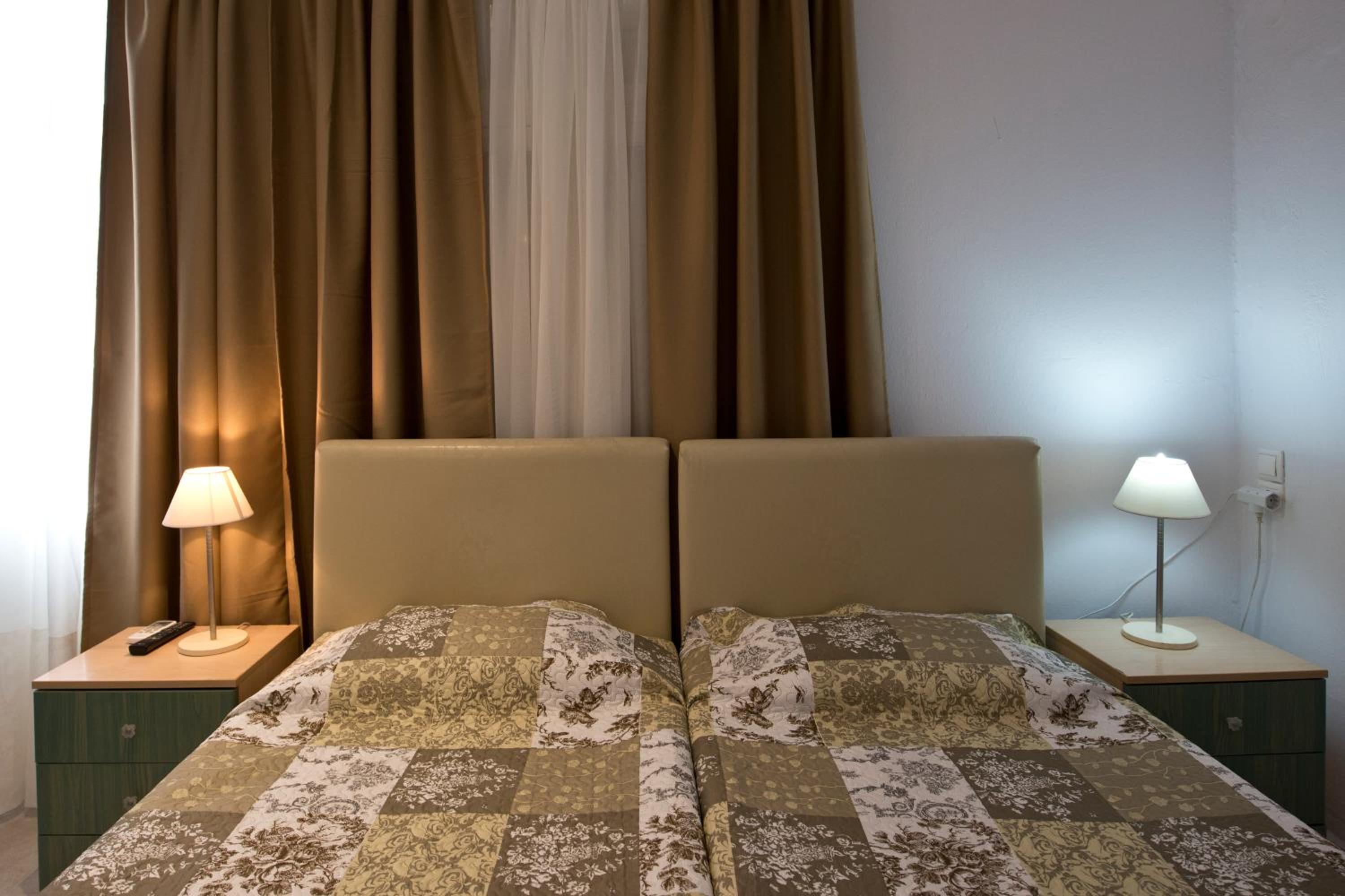 Triple Room - Photo 1